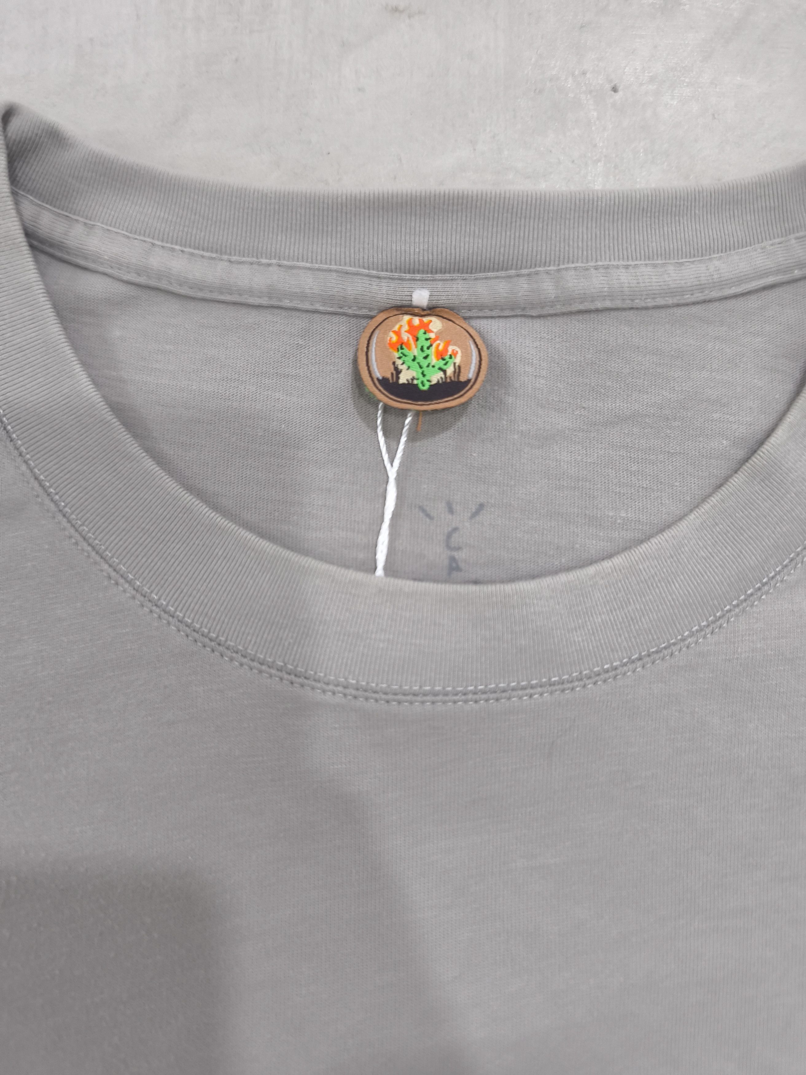 Fragment Design × Kaws × Travis Scott Travis Scott Cactus Jack + Kaws For Fragment Tee Size US XL / EU 56 / 4 - 4 Thumbnail