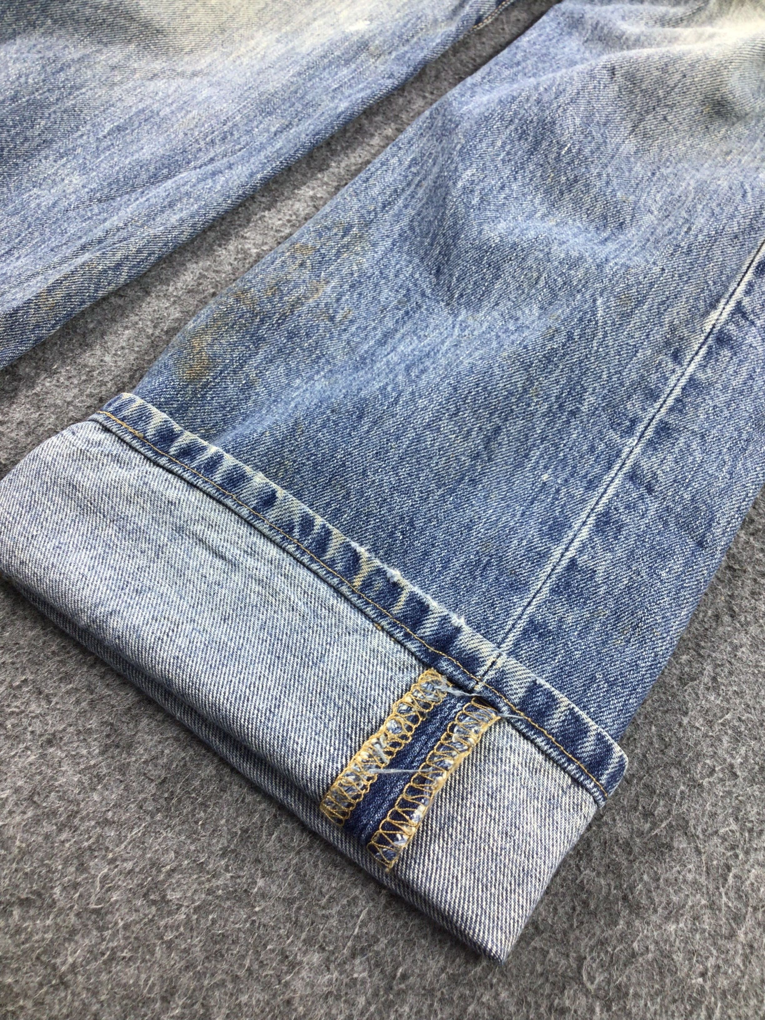 Levi's × Vintage Vintage Levis 501 Jeans Distressed-J823 Size US 35 - 7 Thumbnail