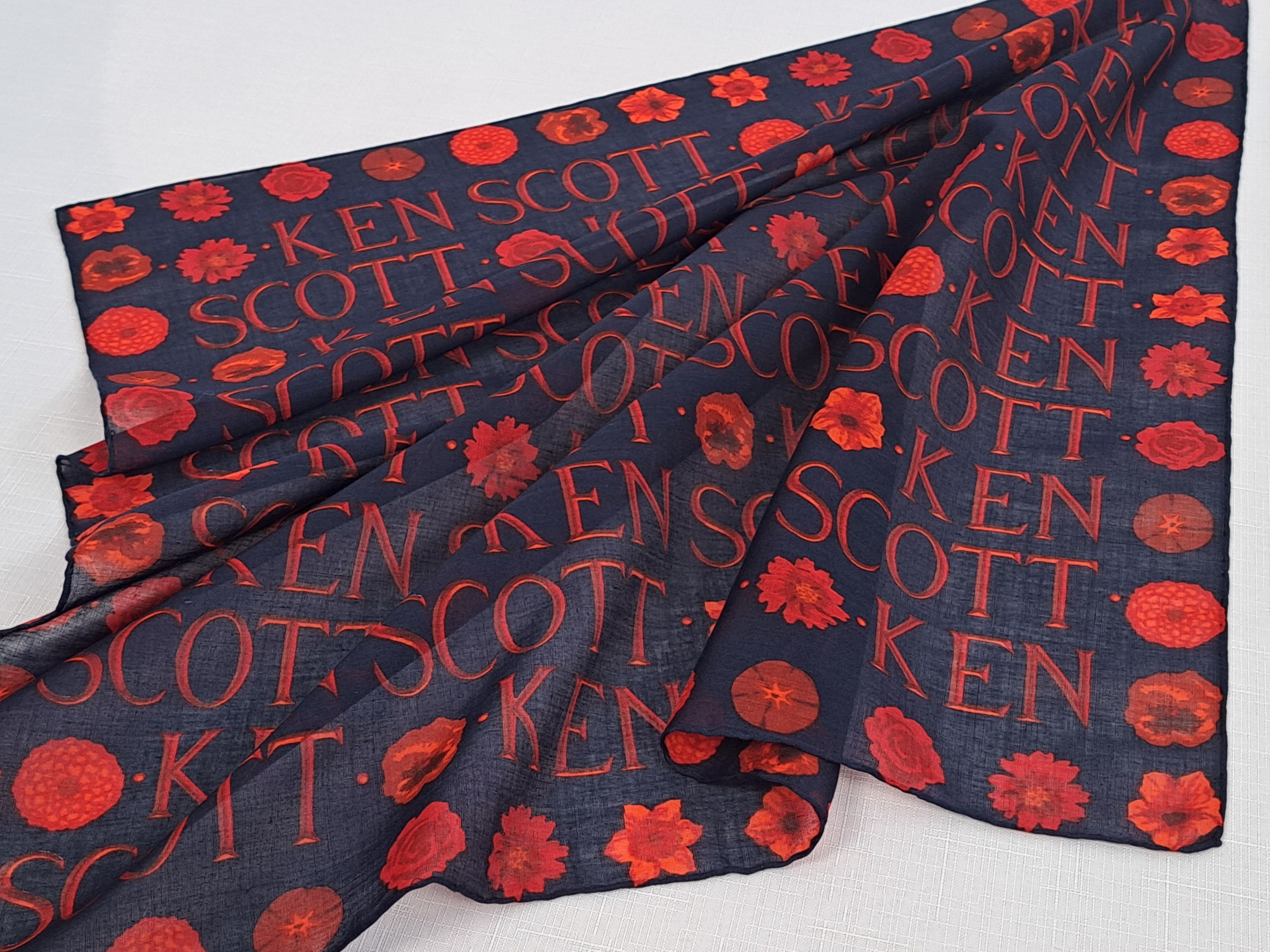 Designer Ken Scott cotton bandana/handkerchief/pocket square. Size ONE SIZE - 7 Thumbnail
