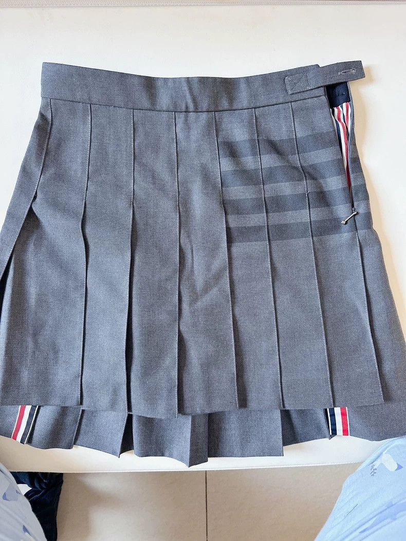 Thom Browne Thom Browne fillibeg Size 26" / US 2 / IT 38 - 3 Thumbnail