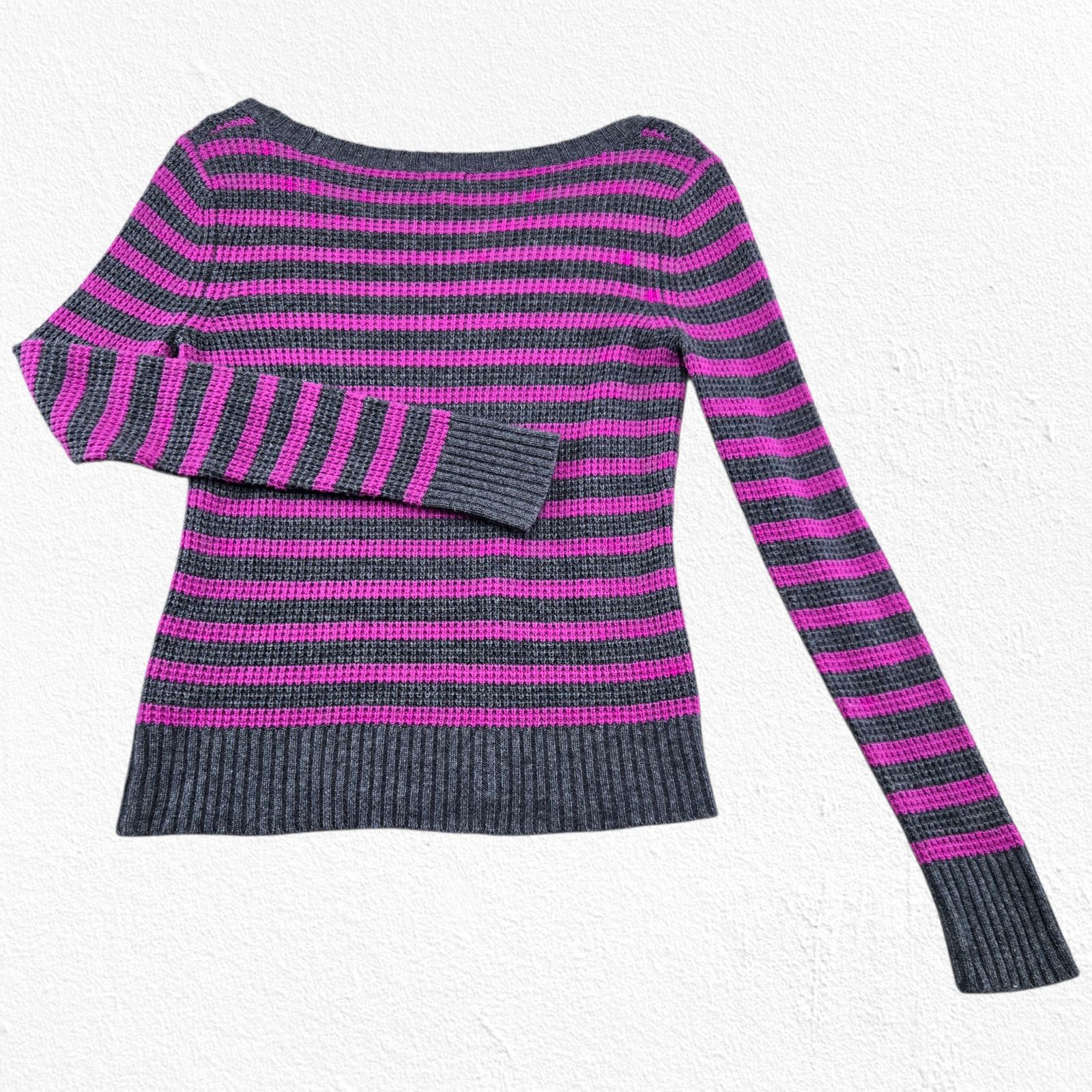 Splendid Splendid Gray Pink Stripe Scoop Neck Sweater Size Medium Size M / US 6-8 / IT 42-44 - 7 Thumbnail