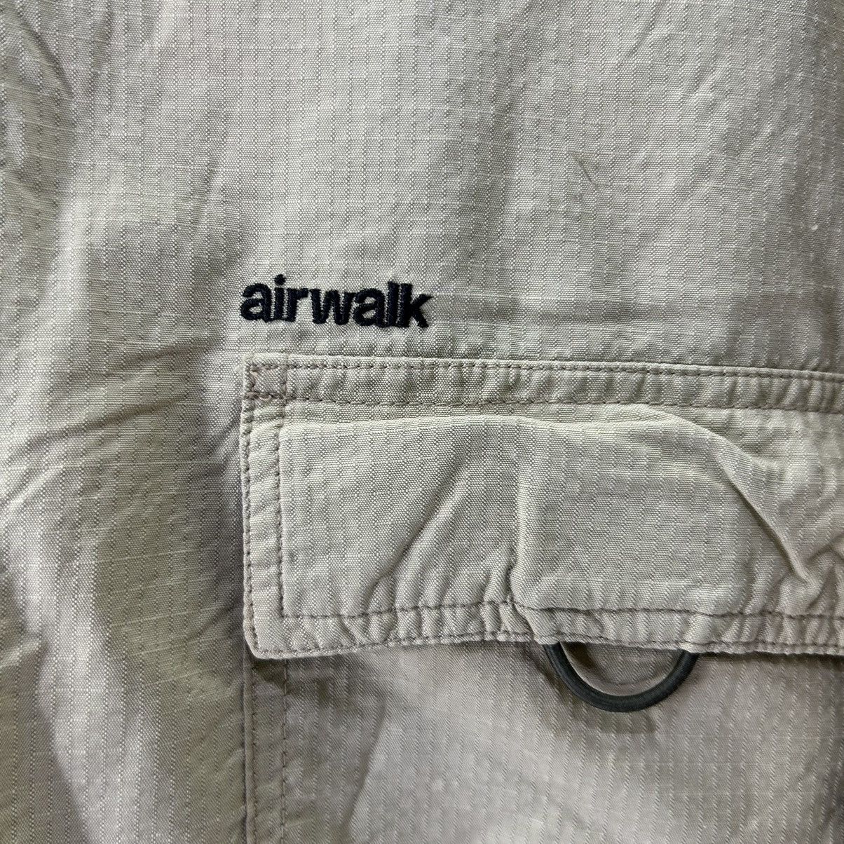 Vintage Vintage Airwalk Detachable Sleeve Nylon Jacket Size US L / EU 52-54 / 3 - 8 Thumbnail