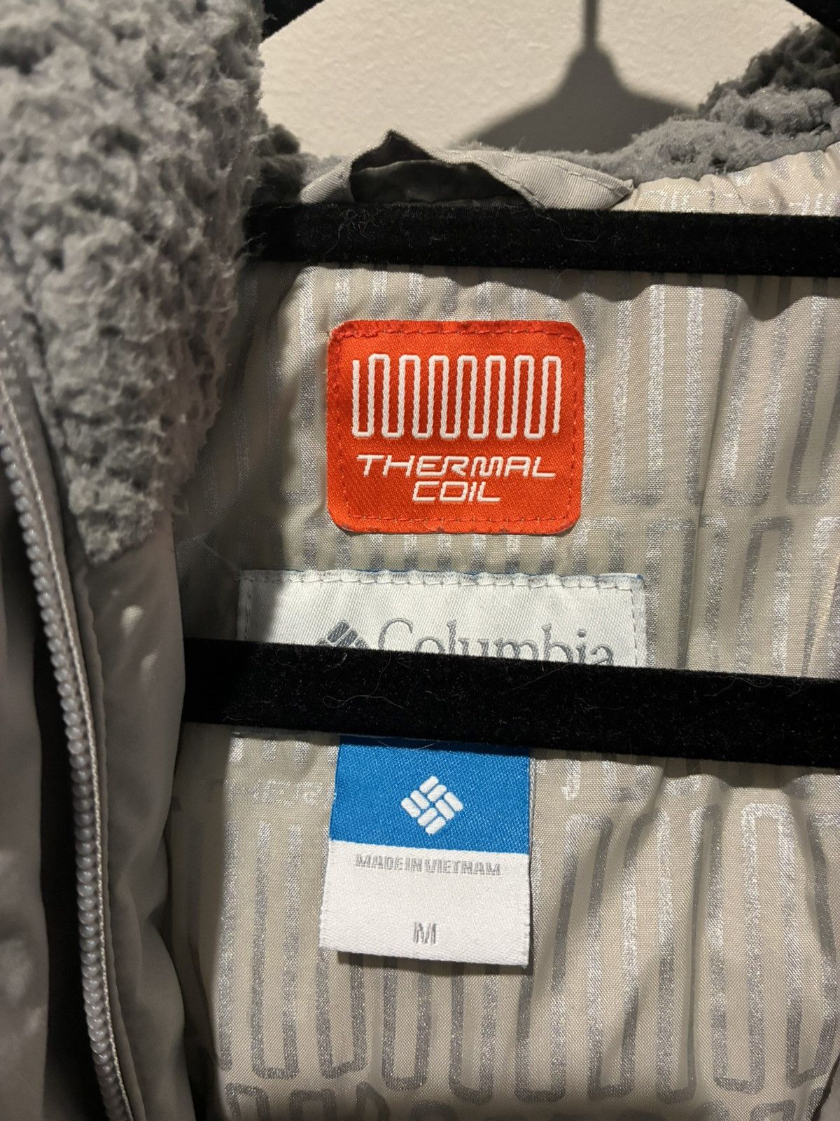 Columbia Columbia grey thermal coil jacket with fur hood Size Medium Size US M / EU 48-50 / 2 - 3 Thumbnail