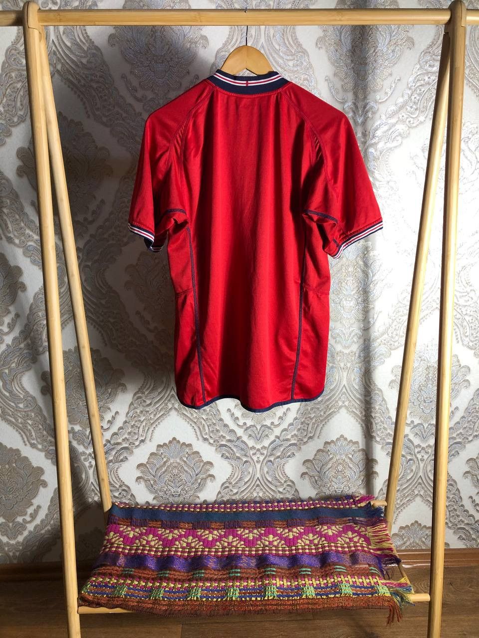 Umbro VINTAGE UMBRO ENGLAND RETRO SOCCER JERSEY MANCHESTER Y2K 90s Size US XL / EU 56 / 4 - 9 Thumbnail
