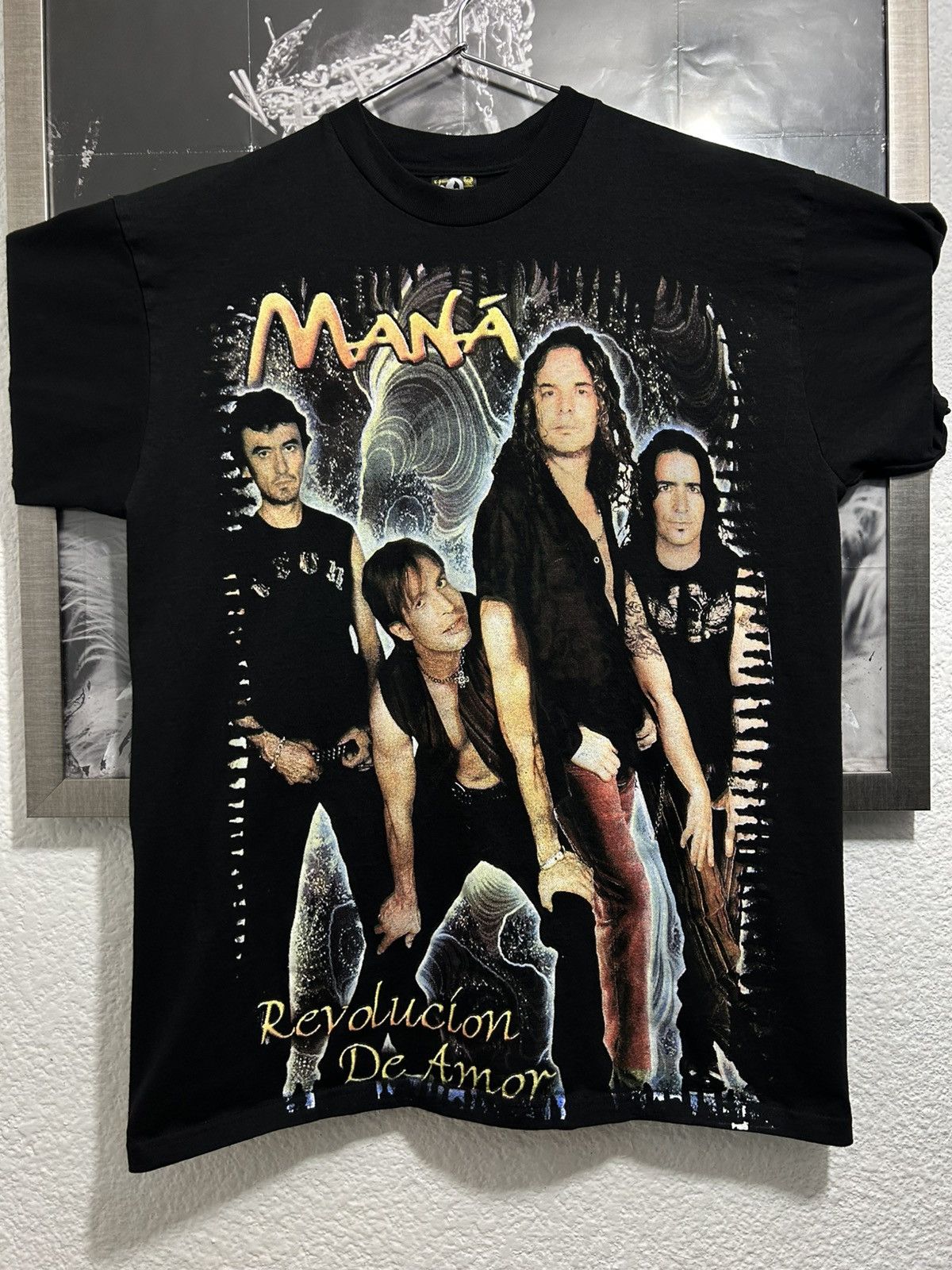 Mexicana MANÀ REVOLUCION DE AMOR 2002 VINTAGE SHIRT MEXICAN ROCK Size US XL / EU 56 / 4 - 1 Thumbnail