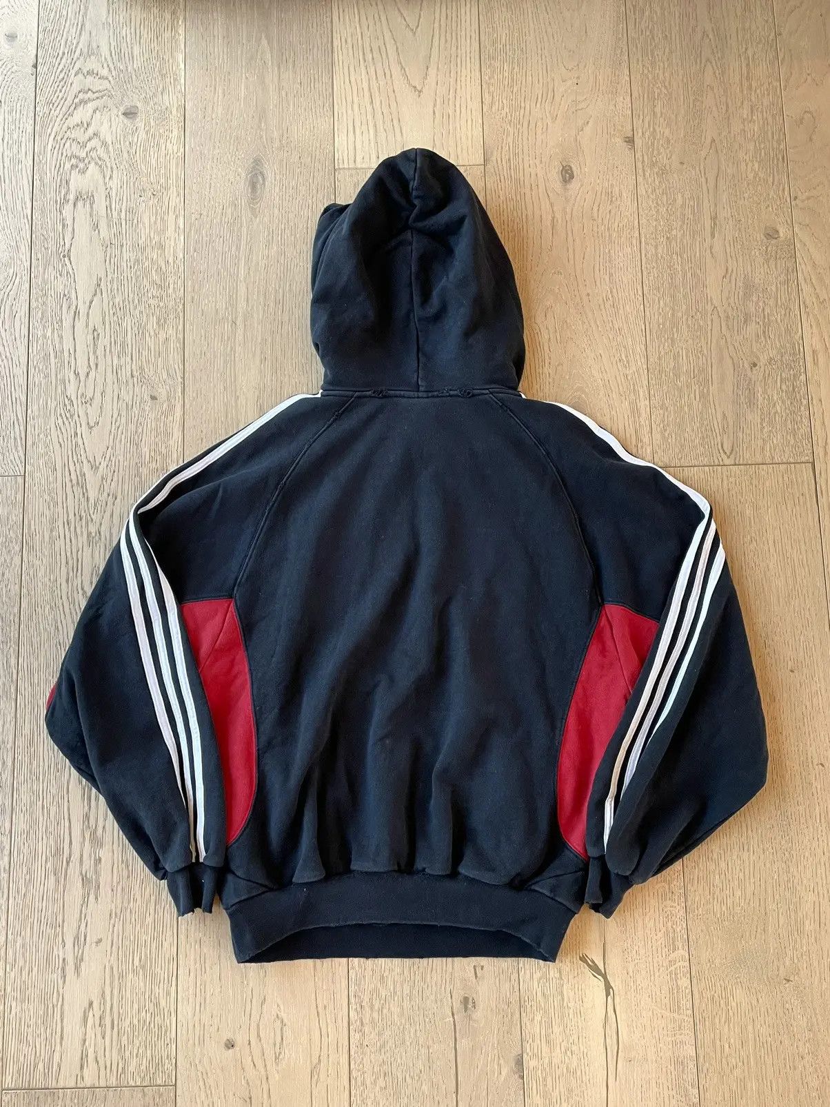 Balenciaga Balenciaga X Adidas Hoodie Size US S / EU 44-46 / 1 - 2 Thumbnail