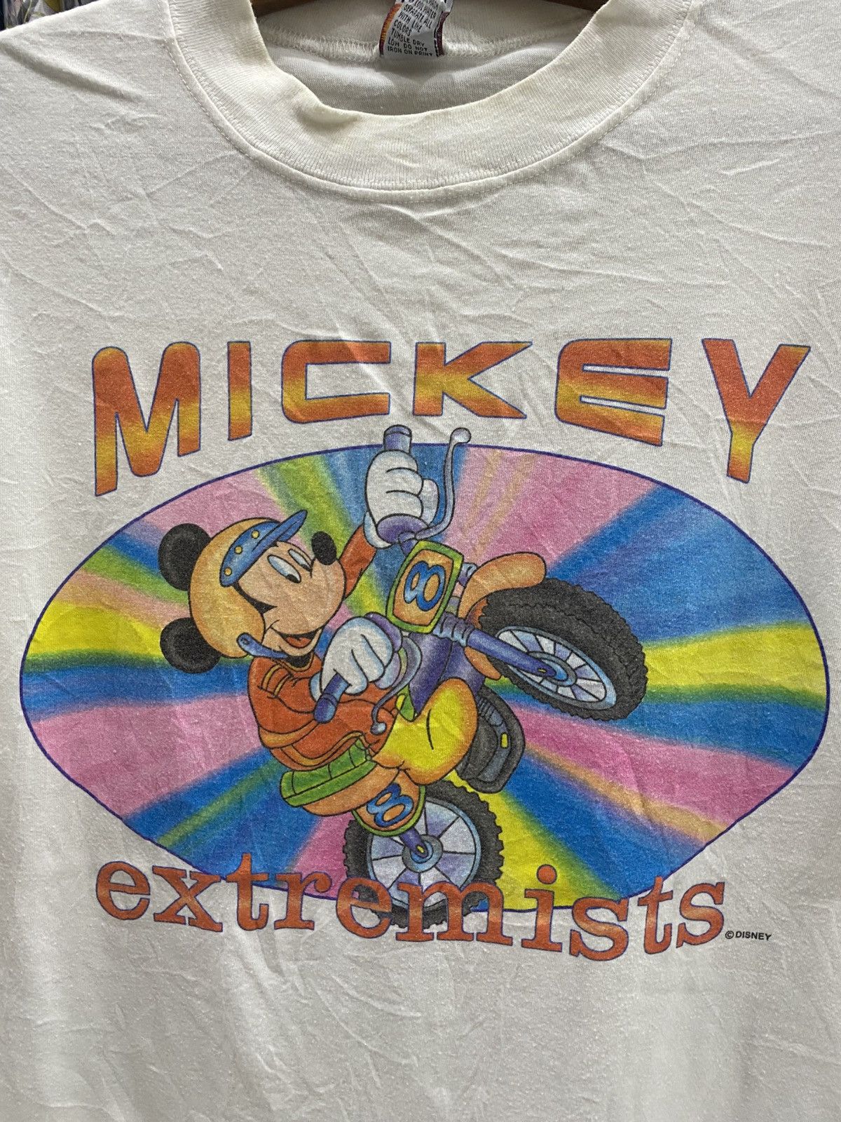 Disney VINTAGE MICKEY MOUSE EXTREMISTS TSHIRT Size US M / EU 48-50 / 2 - 2 Thumbnail