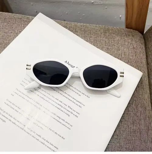 Vintage Retro Punk sunglasses Size ONE SIZE - 1 Thumbnail