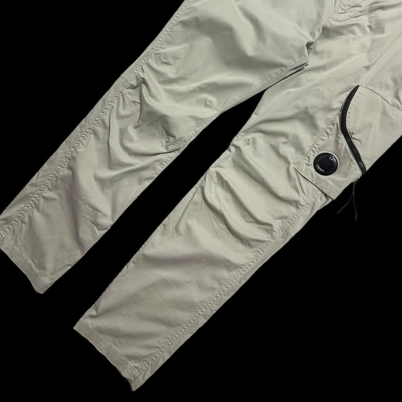 C.P. Company CP Company Micro Lens Cargo Trousers Size US 32 / EU 48 - 3 Thumbnail