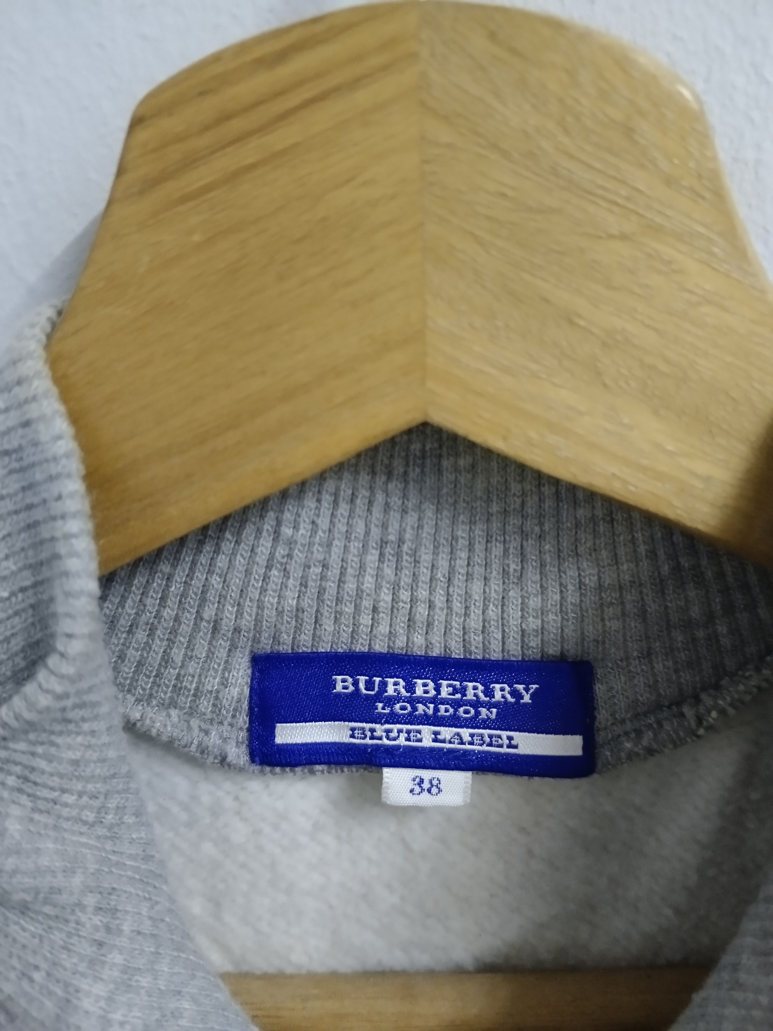 Burberry OG🔥BURBERRY SWEATER JACKET Size S / US 4 / IT 40 - 5 Thumbnail