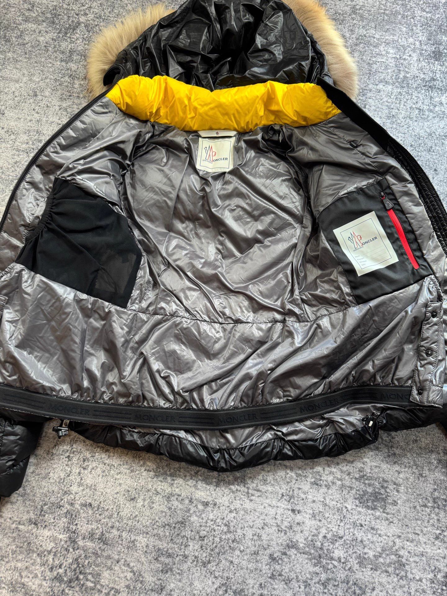Moncler Moncler Black Ski Collection Malawy Belted Down Jacket Size S / US 4 / IT 40 - 3 Thumbnail