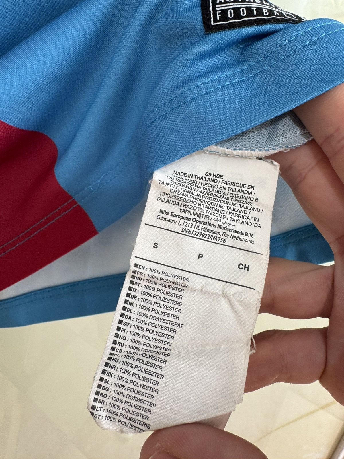 Nike Barcelona 2019-2020 Nike Soccer Jersey Football Kit Shirt Size US S / EU 44-46 / 1 - 16 Thumbnail