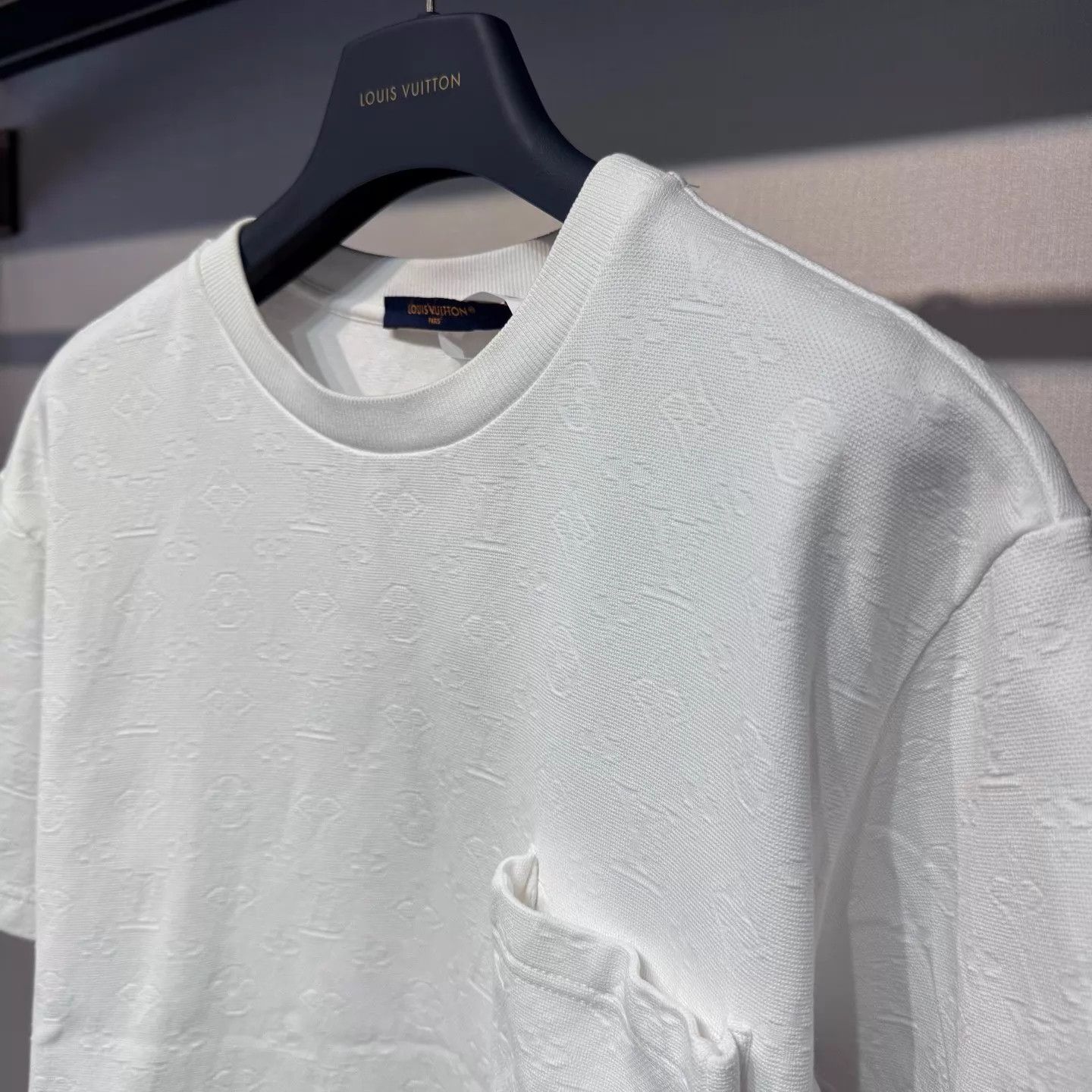 Louis Vuitton Louis Vuitton Monogram Chest Pocket Knit Tee M New Size US M / EU 48-50 / 2 - 4 Thumbnail