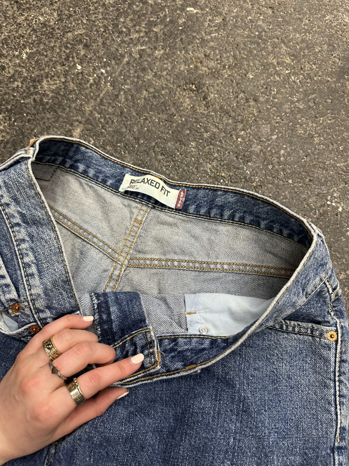 Levi's × Vintage Y2K Levi’s 550 jorts Size US 34 / EU 50 - 2 Thumbnail