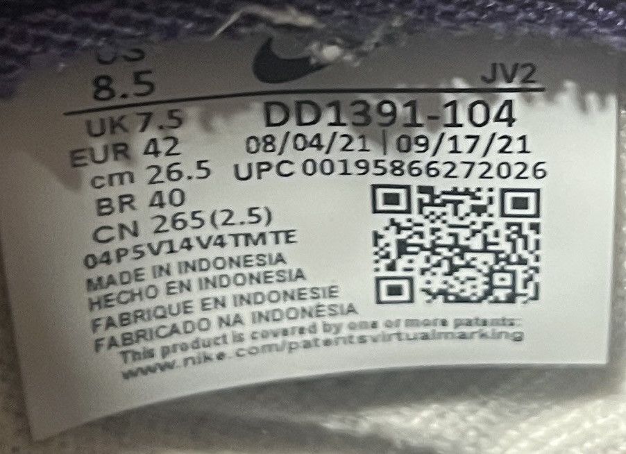 Nike SIZE 8.5 MEN - Nike Dunk Low Championship Court Purple Size US 8.5 / EU 41-42 - 6 Thumbnail