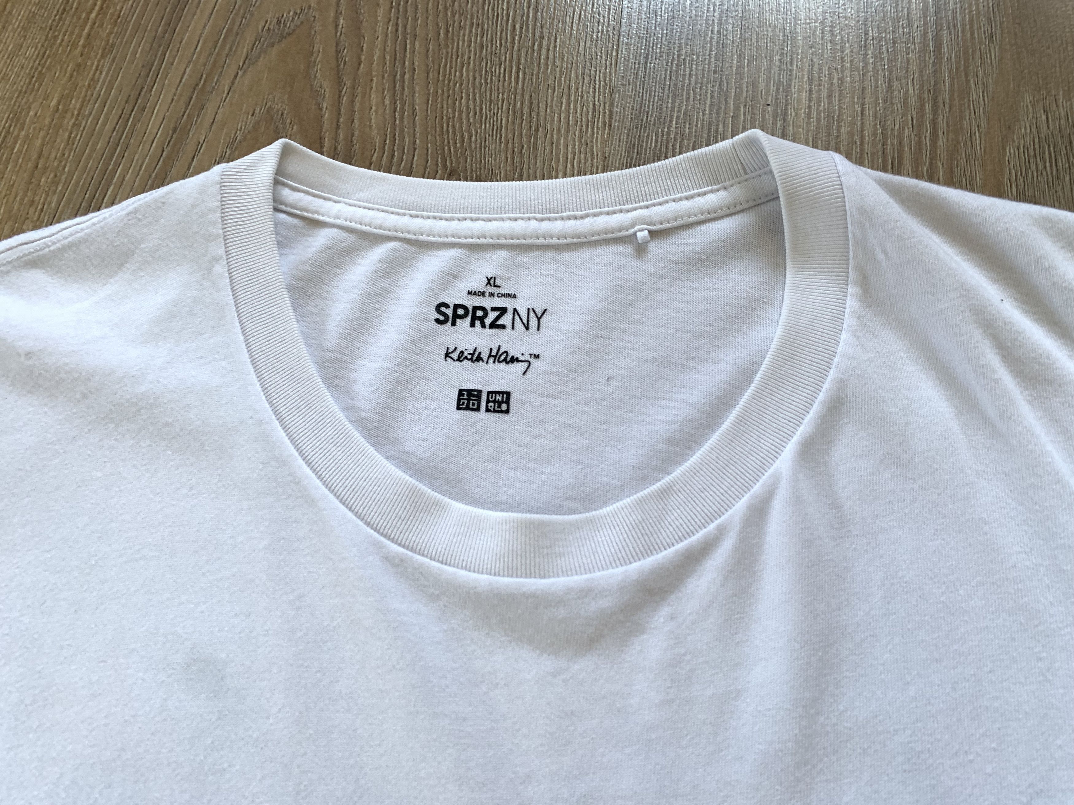 Japanese Brand × Keith Haring × Uniqlo Keith Haring Uniqlo White Pocket T Shirt Size US XL / EU 56 / 4 - 6 Thumbnail