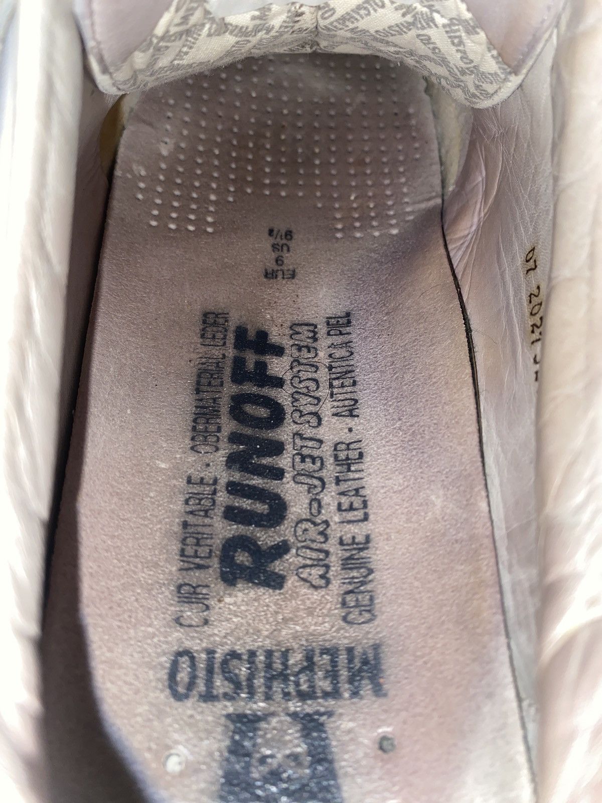 Mephisto Mephisto Rare White RunOff Leather Sneaker size 10 Size US 9.5 / EU 42-43 - 9 Thumbnail