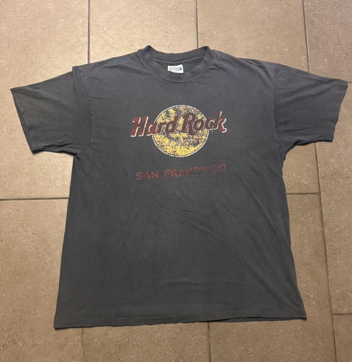 Hard Rock Cafe Vintage 90s Faded Hard Rock Cafe San Francisco Tee Size US L / EU 52-54 / 3 - 1 Thumbnail