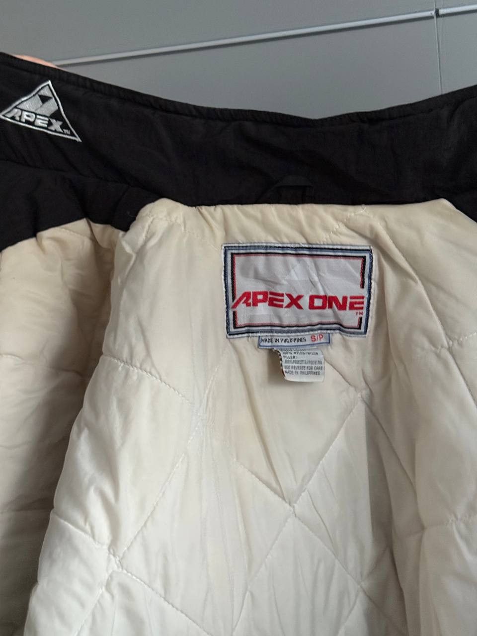 Apex One Vintage RARE! NCAA Apex North Carolina Tarheels Sharktooth Size US S / EU 44-46 / 1 - 3 Thumbnail
