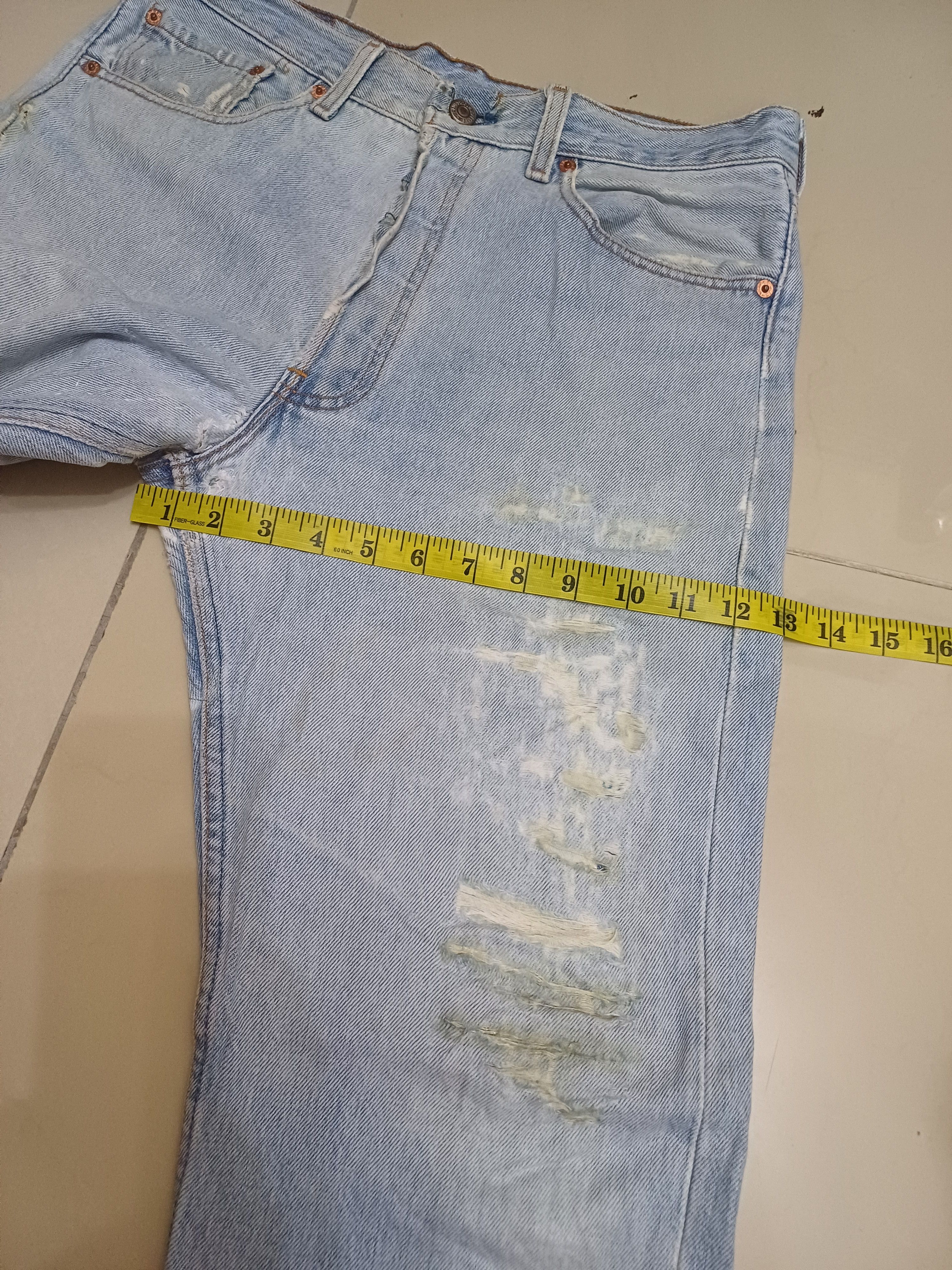 Levi's Vintage Clothing Crazy Distressed, vintage 90s Levis 501 🔥🔥🔥 Size US 32 / EU 48 - 21 Thumbnail