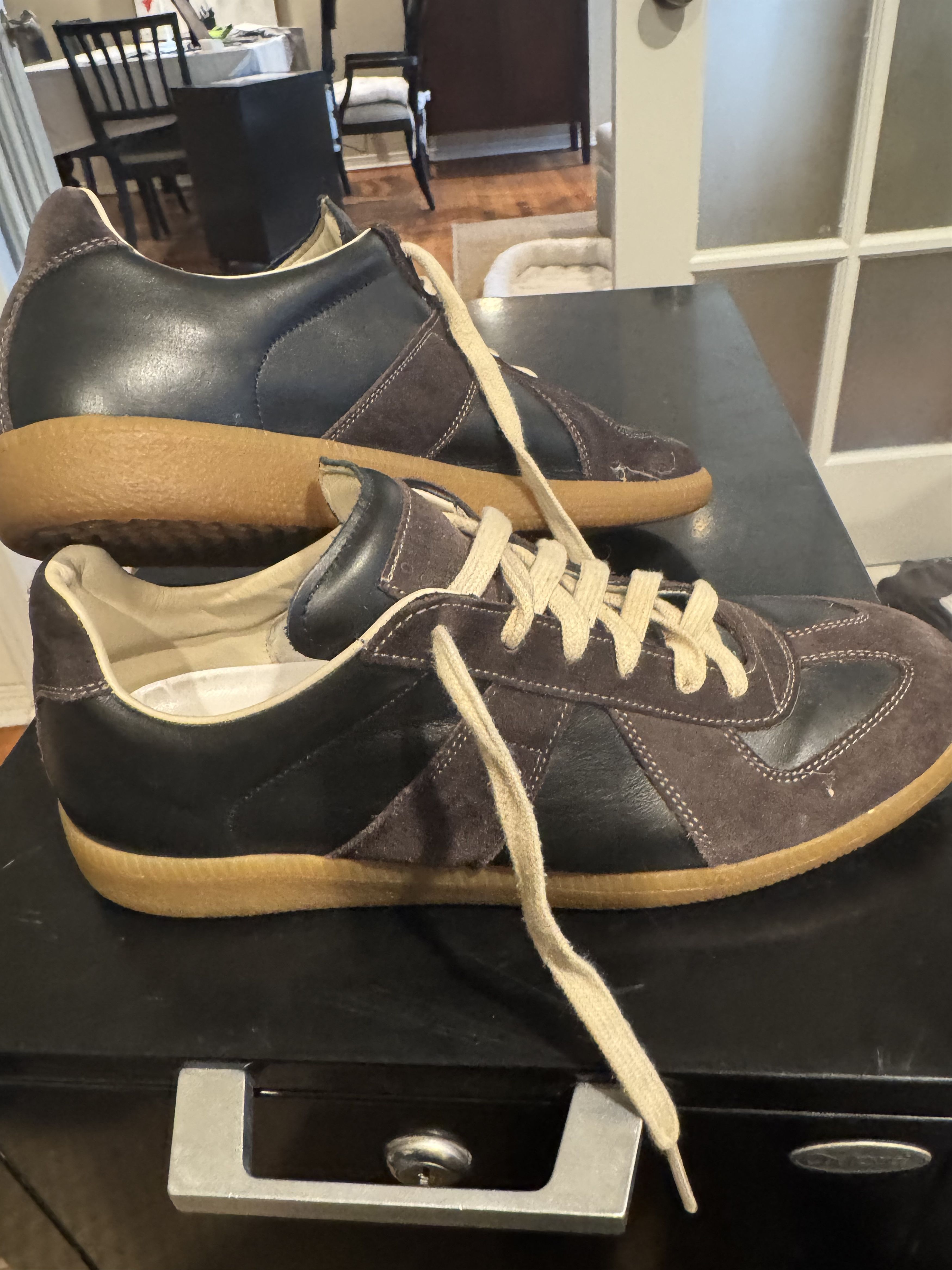 Maison Margiela Masion Margiela Replica GAT Black 9 42 gum low Size US 9 / EU 42 - 3 Thumbnail
