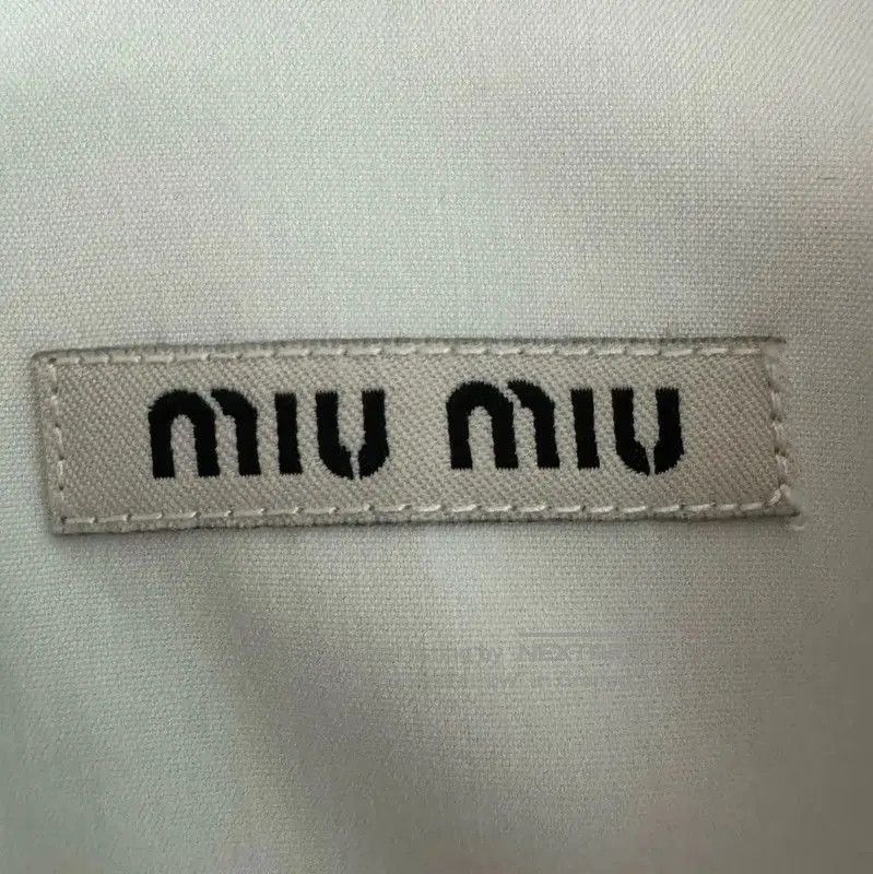Miu Miu Miu Miu Men's White Cotton Long Sleeve Shirt . Size US M / EU 48-50 / 2 - 3 Thumbnail