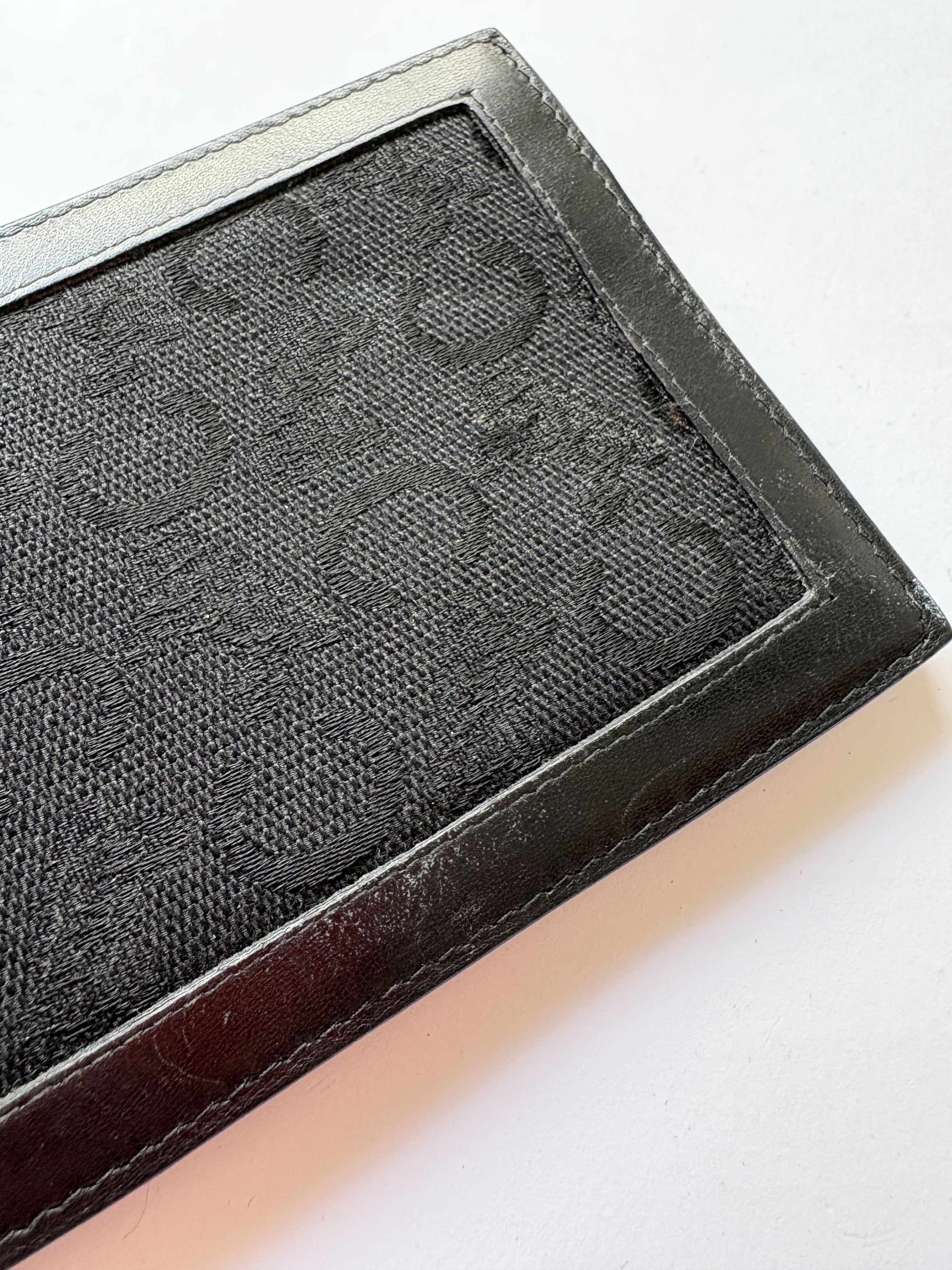 Celine ⚡️𝐐𝐔𝐈𝐂𝐊 𝐒𝐀𝐋𝐄⚡️ Celine Vintage Black Bifold Wallet Size ONE SIZE - 9 Thumbnail