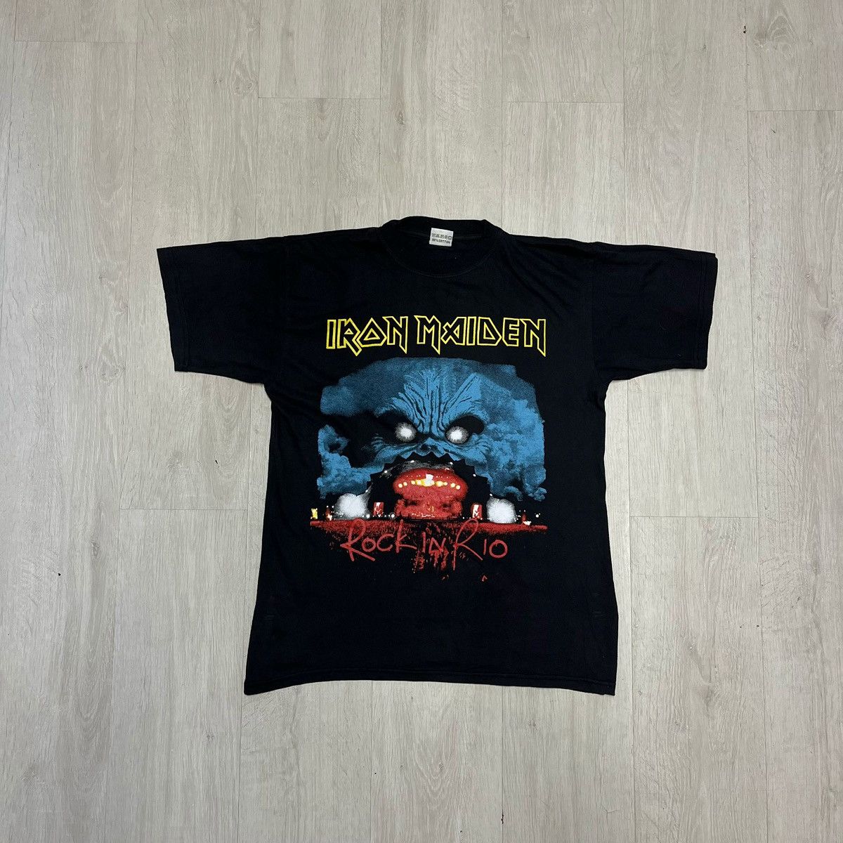 Vintage Vintage 90s Iron Maiden Band shirt Size US L / EU 52-54 / 3 - 1 Thumbnail
