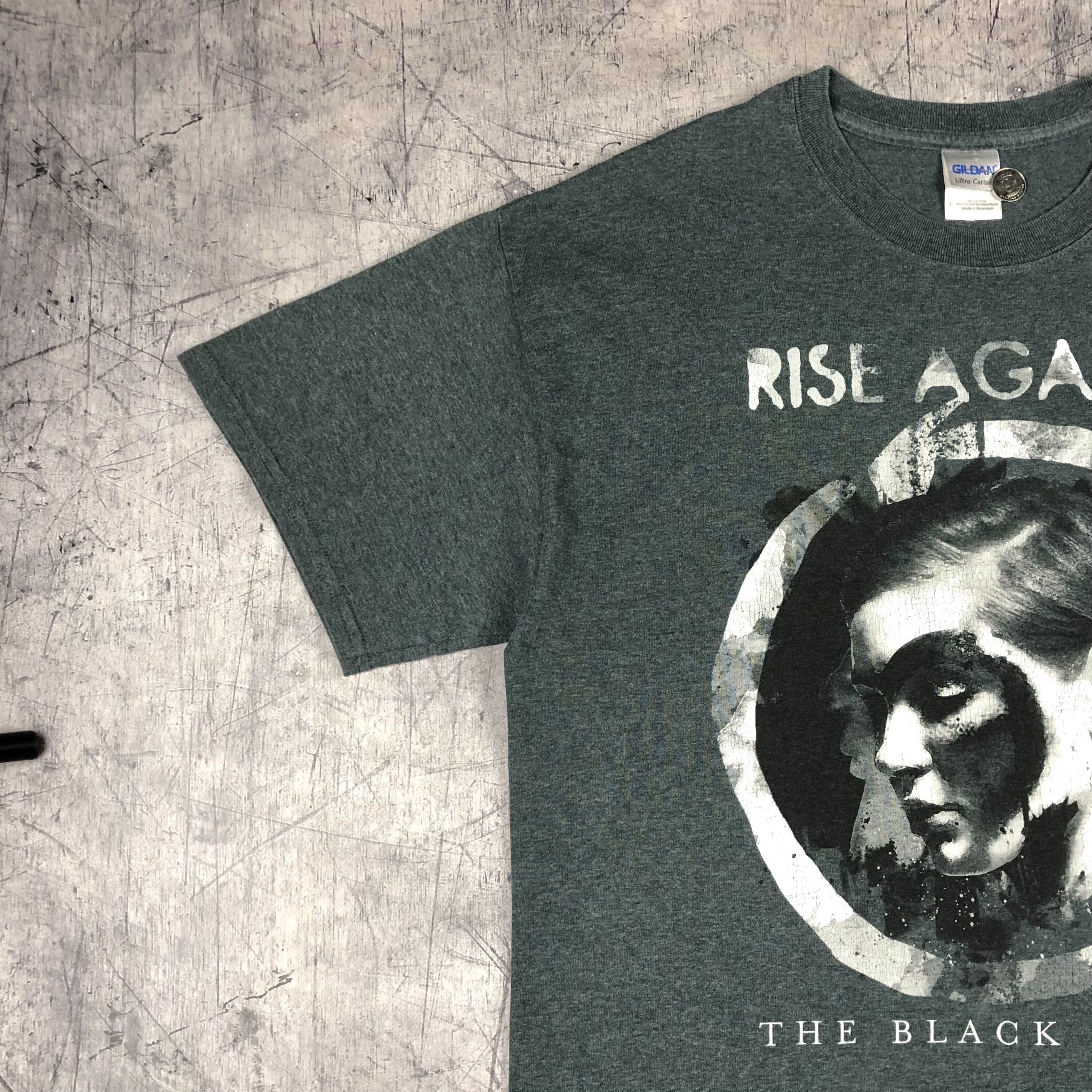 Band Tees Vintage Rise Against The Black Market Tee Size US L / EU 52-54 / 3 - 6 Thumbnail