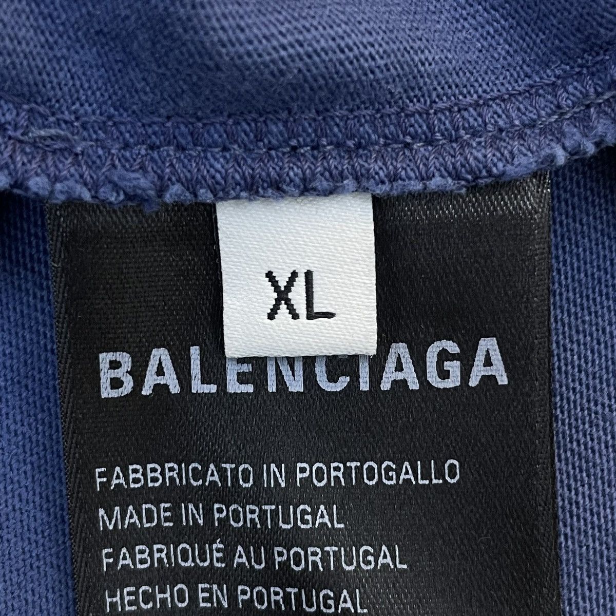 Balenciaga Balenciaga Embroidered Pullover Short Sleeve T-shirt K26WX Size US XL / EU 56 / 4 - 6 Thumbnail
