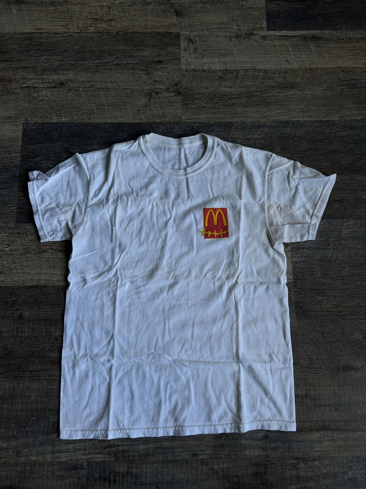 Travis Scott Travis Scott X McDonalds Size US S / EU 44-46 / 1 - 1 Thumbnail