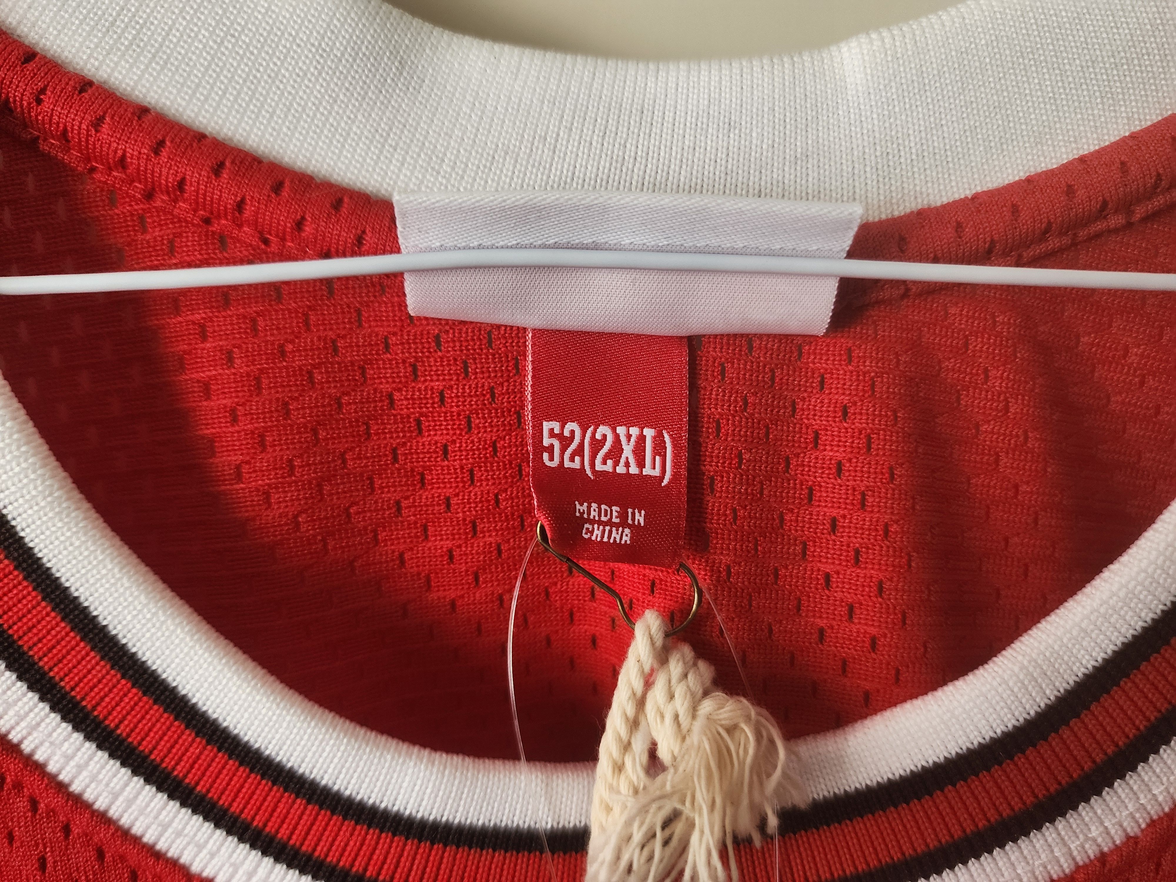 Mitchell & Ness Michael Jordan Bulls '84-'85 Mitchell & Ness NBA Jersey Size US XXL / EU 58 / 5 - 4 Thumbnail