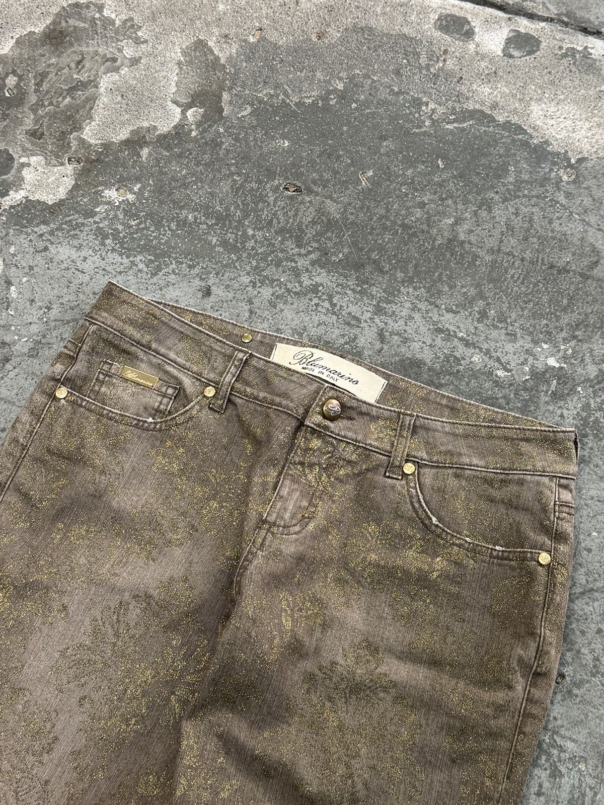 Blumarine Vintage Blumarine Jeans Size 30" / US 8 / IT 44 - 2 Thumbnail