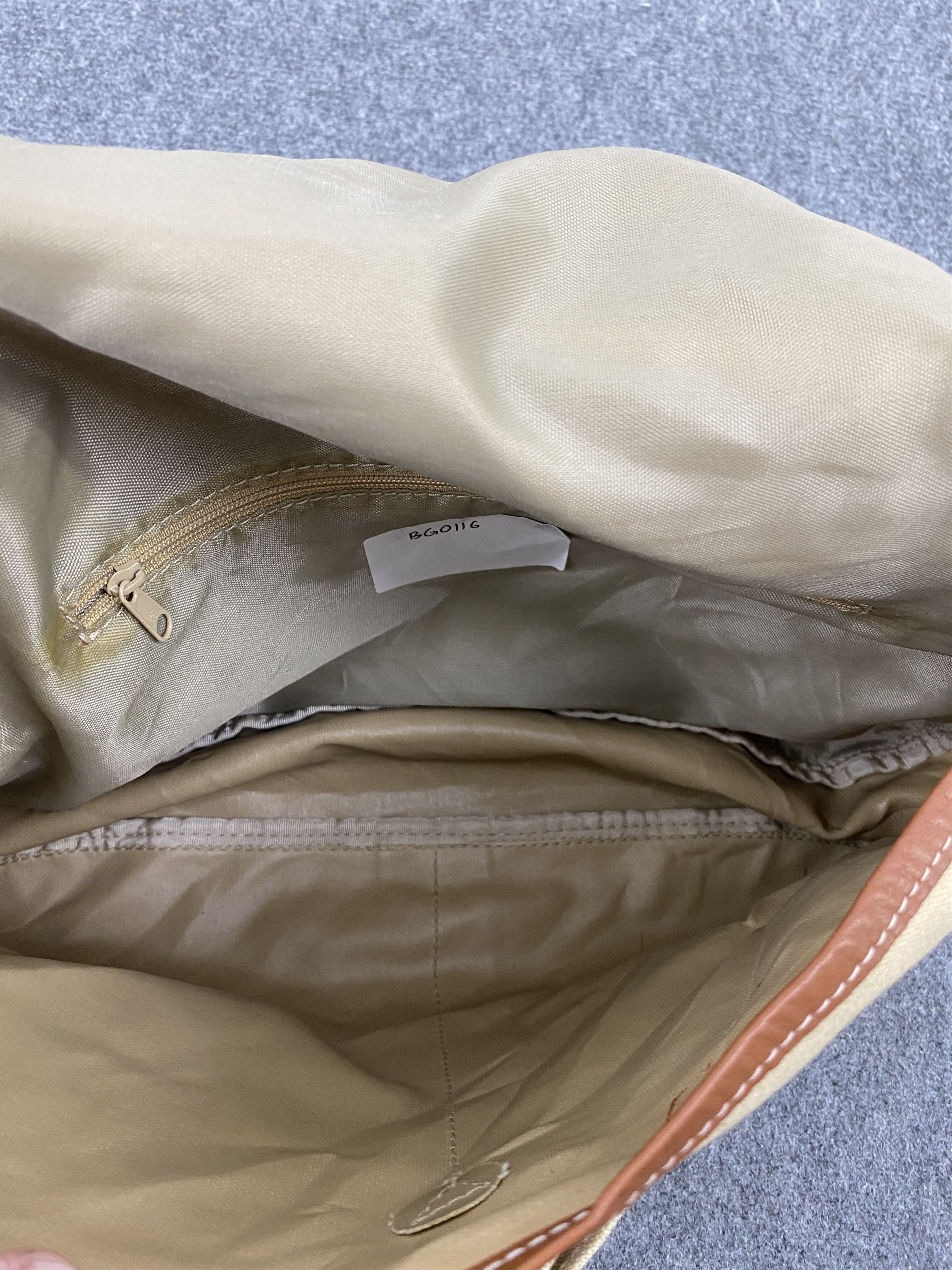 Giordano Vintage Giordano Canvas Leather Sling Bag BG0116 Size ONE SIZE - 12 Thumbnail