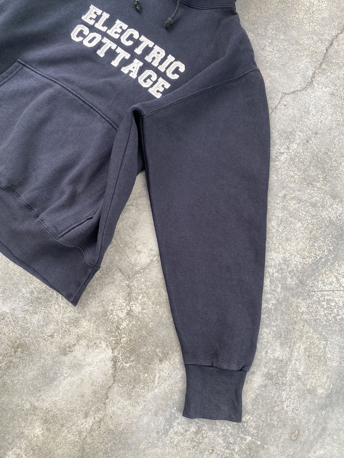 Electric Cottage Vintage Hiroshi Fujiwara Electric Cottage Pullover Hoodie Size US L / EU 52-54 / 3 - 6 Thumbnail