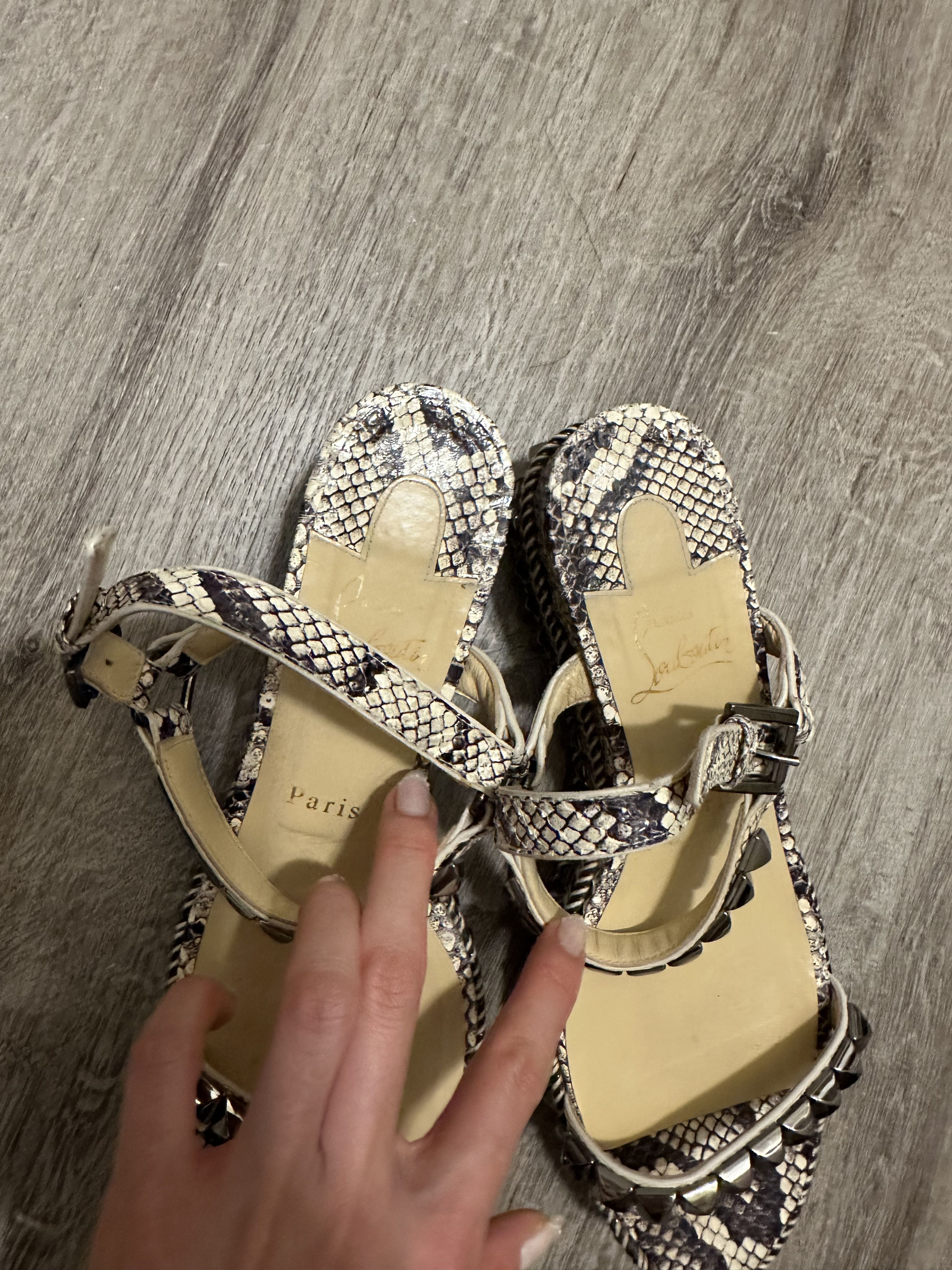 Christian Louboutin Christian Louboutin Rockstud Python Snakeskin Espadrilles Size US 9 / IT 39 - 8 Thumbnail