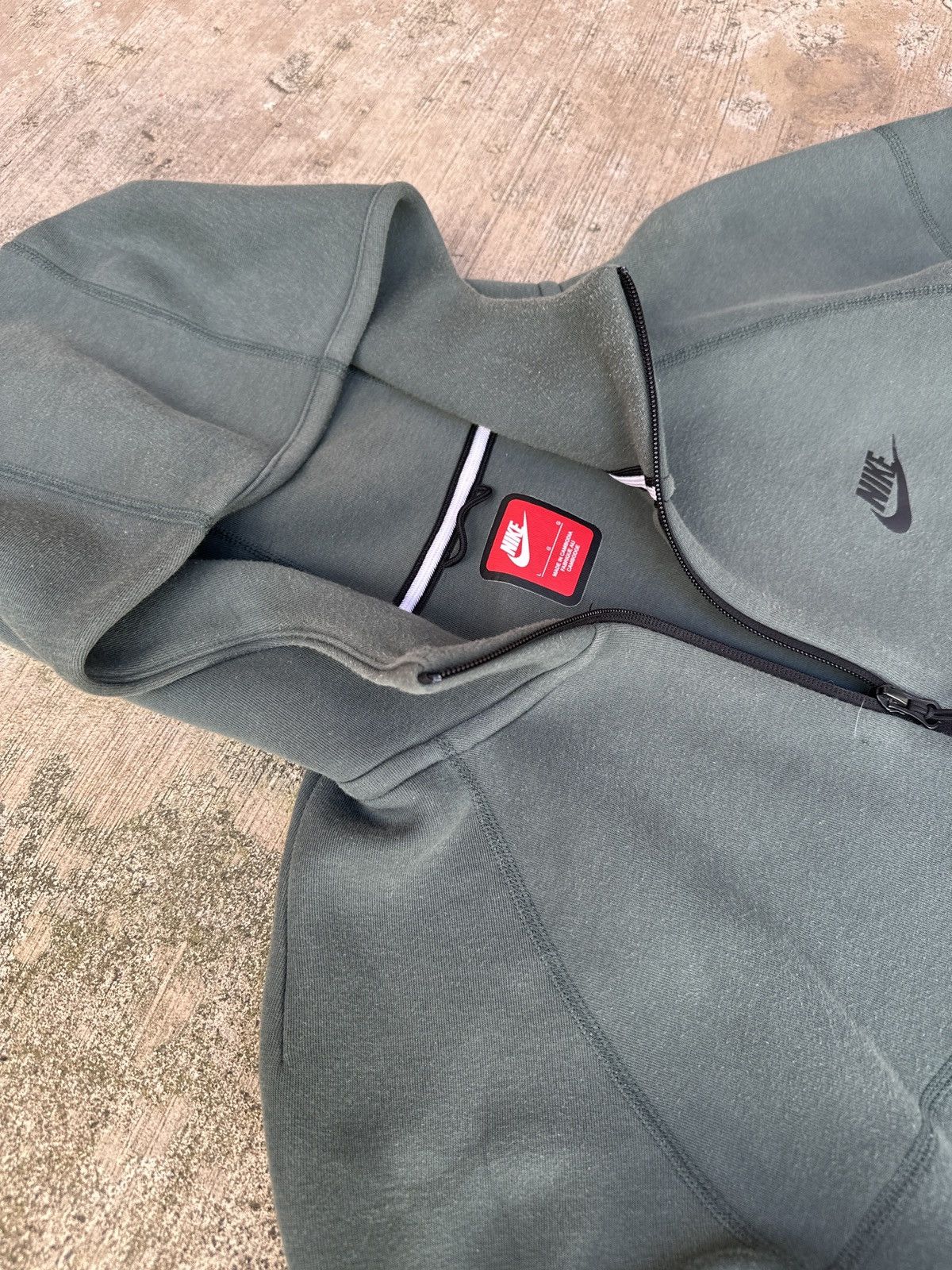Nike Y2k Dark Forest Green Nike Tech Zip-up Jacket Drill y2k Size US L / EU 52-54 / 3 - 3 Thumbnail