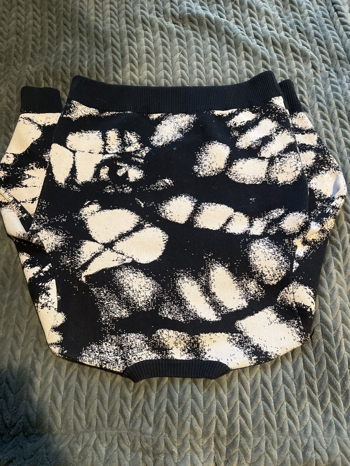 ec melodi Ec melodi “TEETH” knit | Grailed 