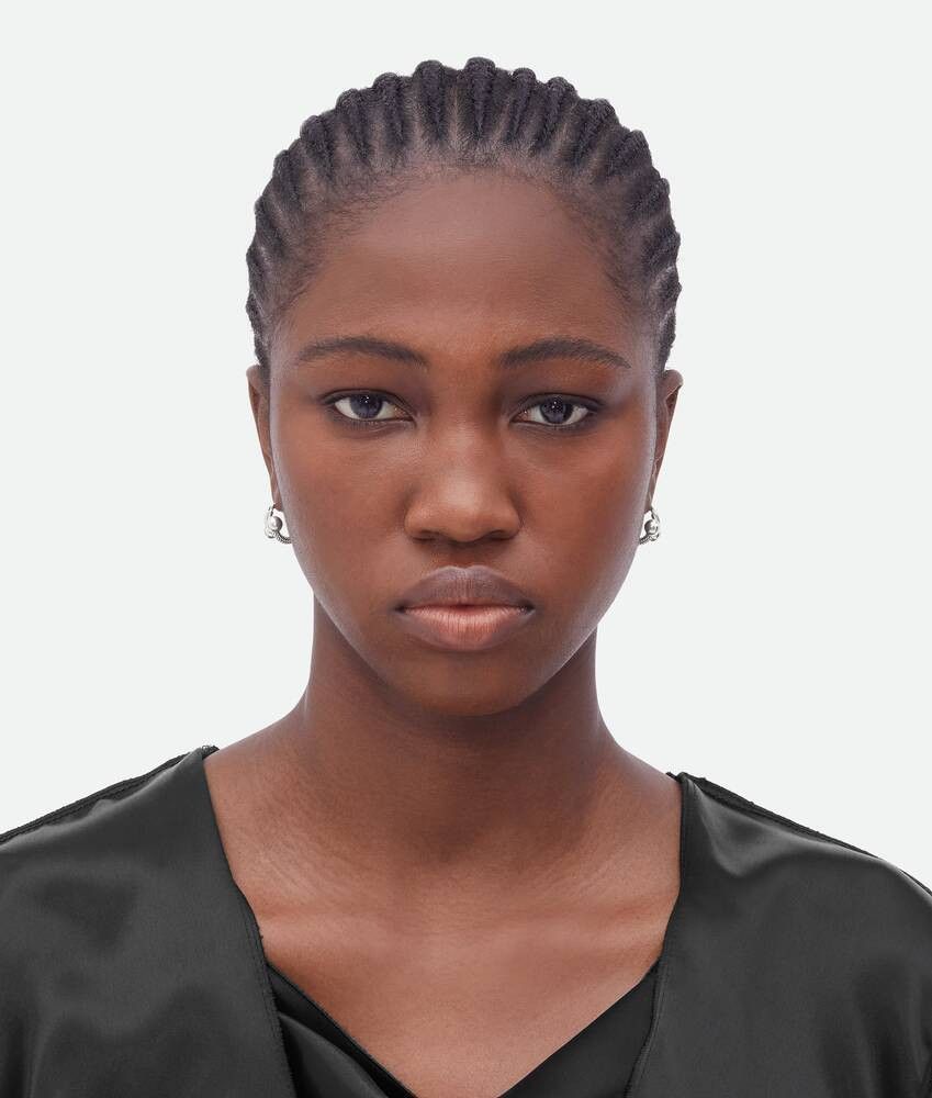 Bottega Veneta o1n1vont1124 Size: OS / Intreccio Hoop Earrings in Silver Size ONE SIZE - 3 Thumbnail