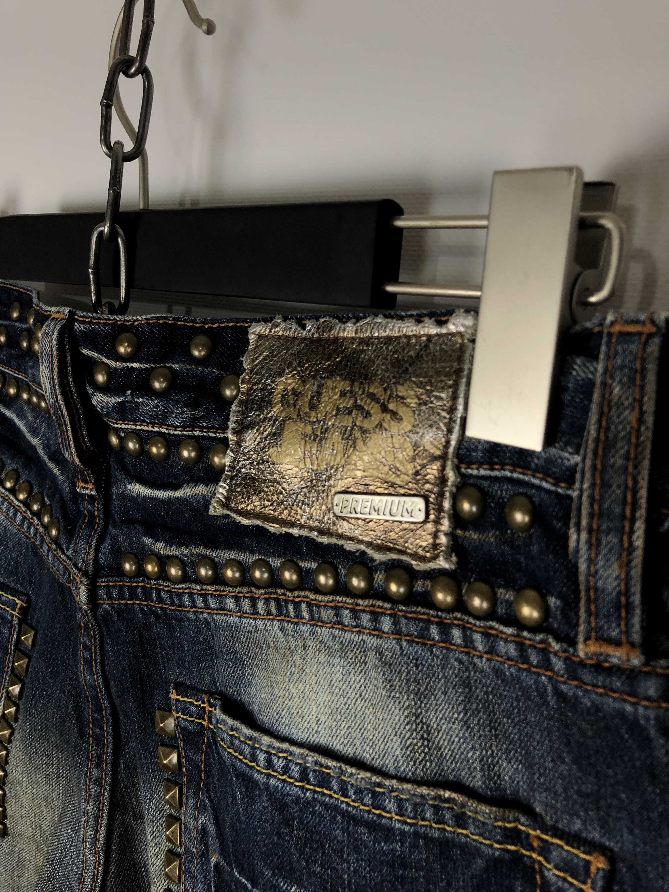 Guess Guess Premium Jeans Vintage Blue Denim Riot size 31x34 Size US 31 - 8 Thumbnail