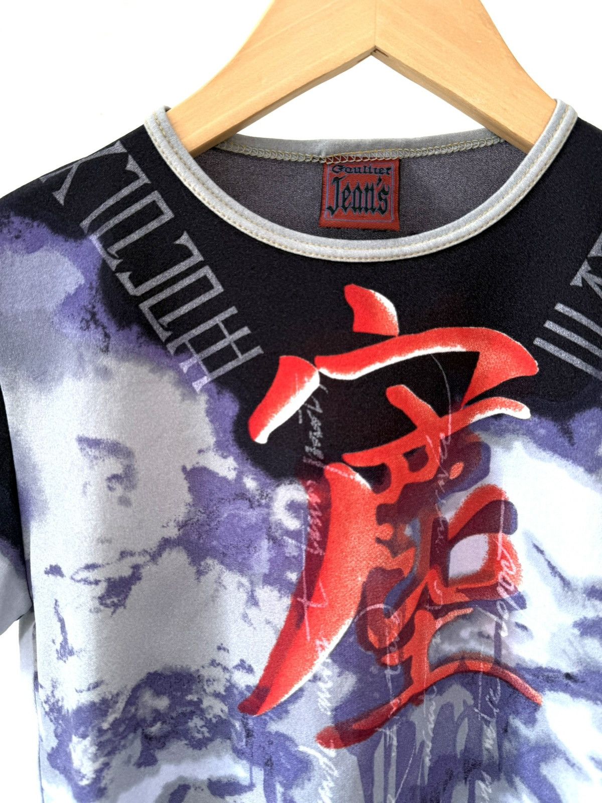Jean Paul Gaultier 1997 John Paul Gaultier ‘fashion & culture’ collection tee Size S / US 4 / IT 40 - 2 Thumbnail