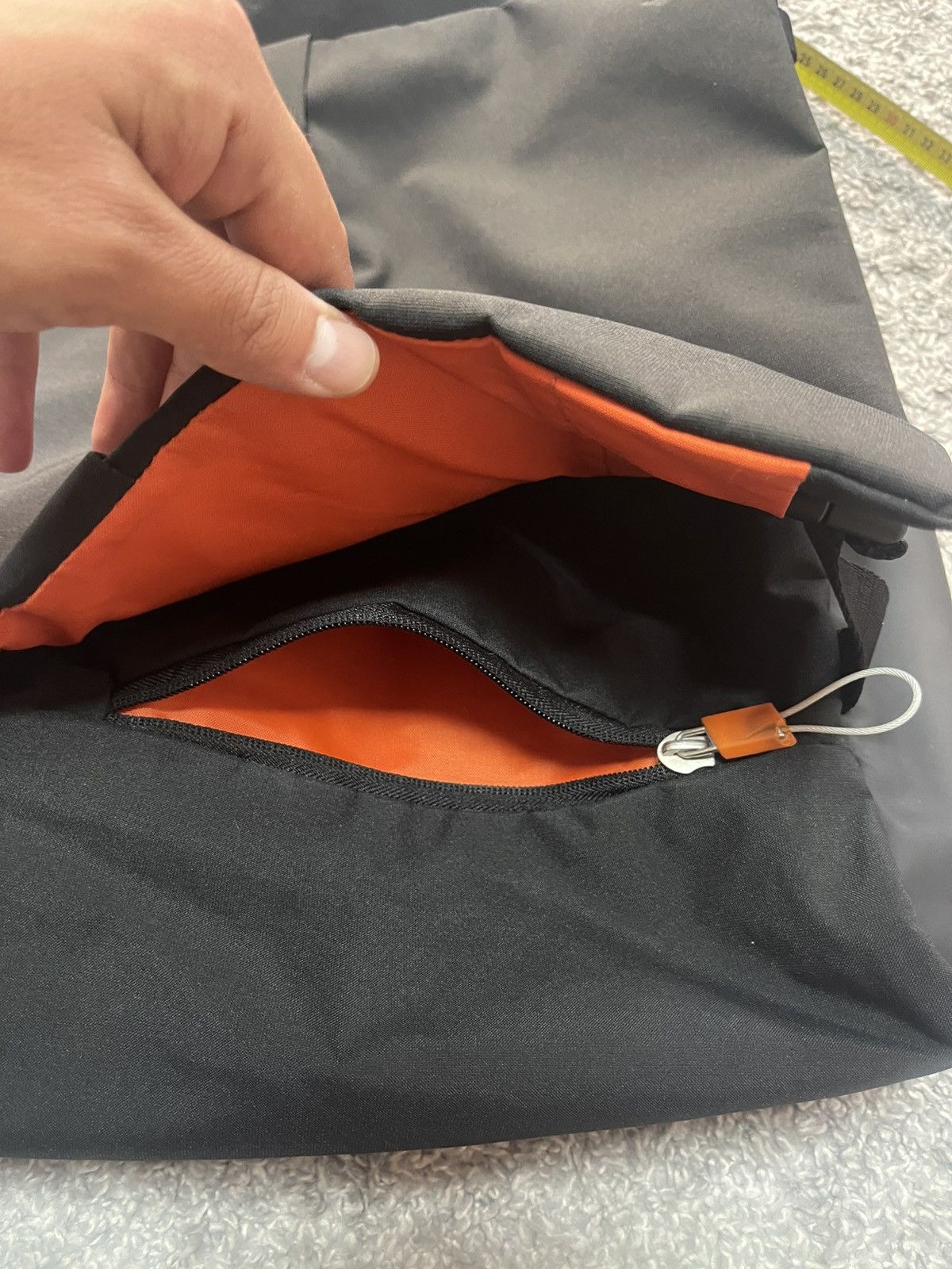 Nike Nike Tech Y2K Gorpcore Style Messenger bag black Size ONE SIZE - 15 Thumbnail