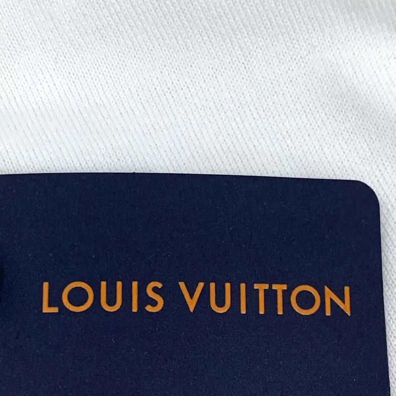 Louis Vuitton Louis Vuitton 22 white logo monogram cotton crewneck short Size US L / EU 52-54 / 3 - 8 Thumbnail