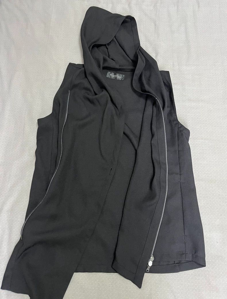 Yohji Yamamoto Asymmetrical Hooded Vest Coat for Women-2506 Size XXS / US 00 / IT 34 - 3 Thumbnail