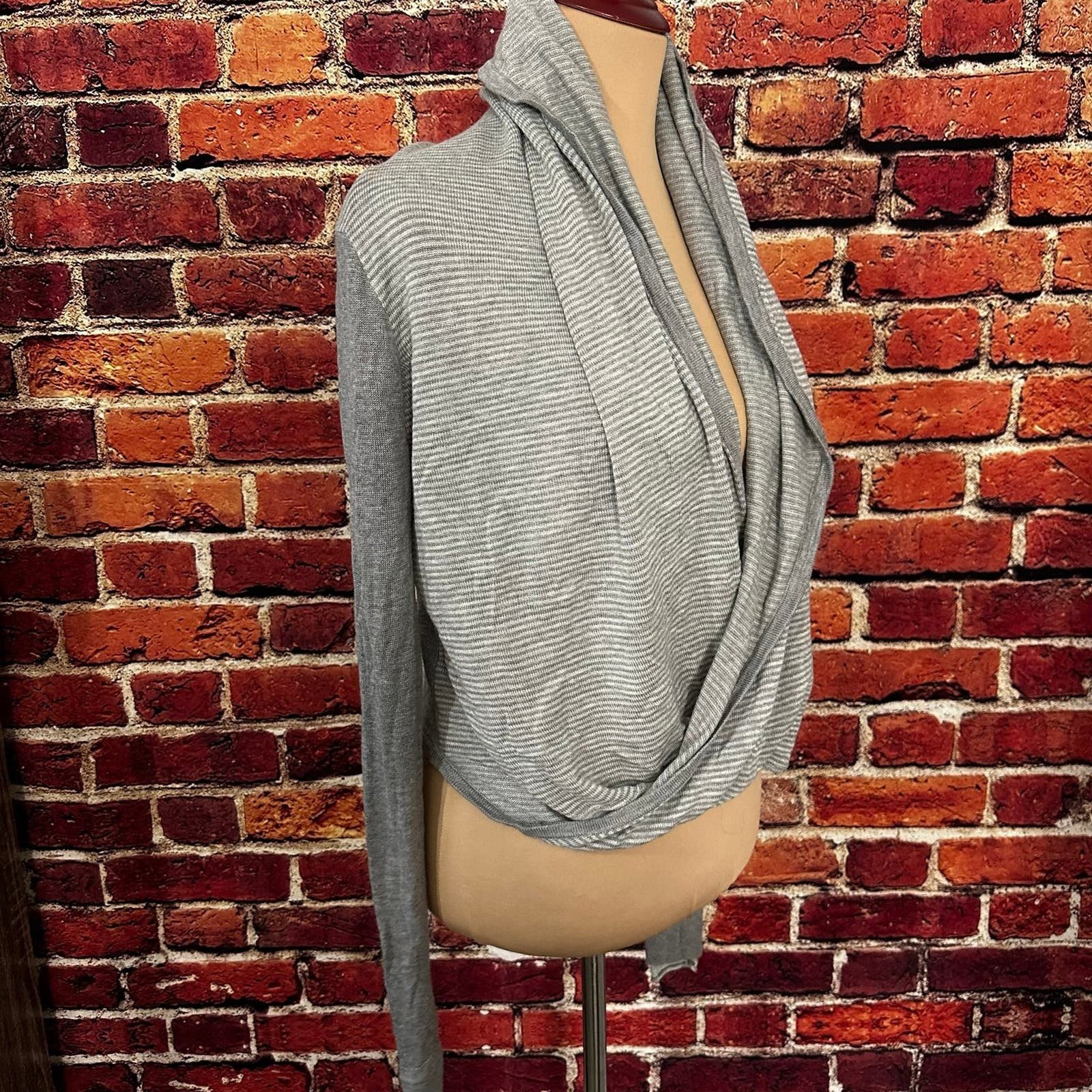 Lululemon LULULEMON Iconic Wrap Sweater Heathered Size S / US 4 / IT 40 - 6 Thumbnail