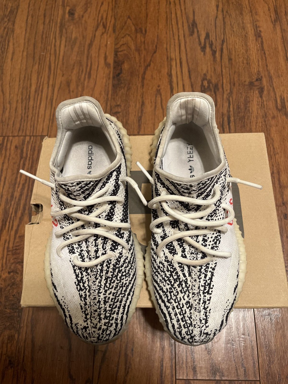 Yeezy Yeezy Zebra Boost 350 V2 Size US 8 / EU 41 - 2 Thumbnail