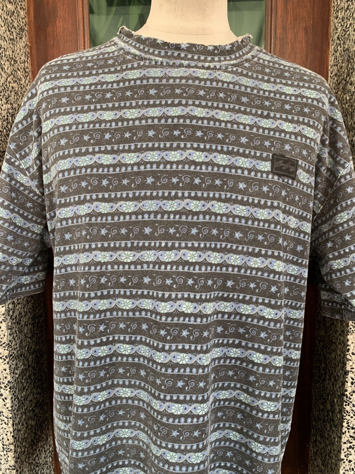 Billabong Vintage 90s Billabong Striped Surf/Surfing/Surfboards Tshirt Size US S / EU 44-46 / 1 - 3 Thumbnail