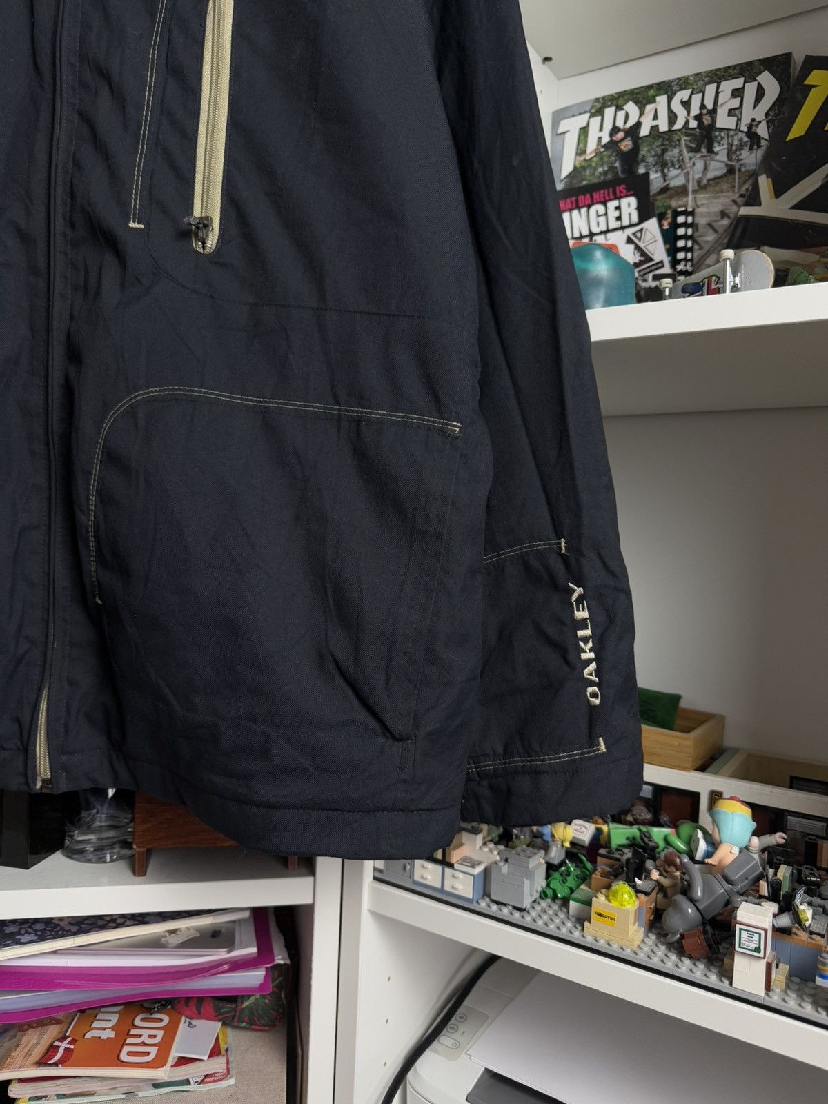Oakley × Vintage Vintage y2k Oakley light snowboard ski jacket XL gorpcore 90s Size US XL / EU 56 / 4 - 4 Thumbnail