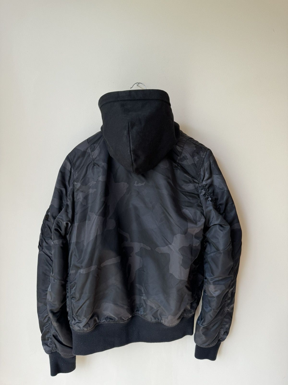 Alpha Industries Alpha Industries MA-1 Hooded bomber jacket Size US S / EU 44-46 / 1 - 10 Thumbnail