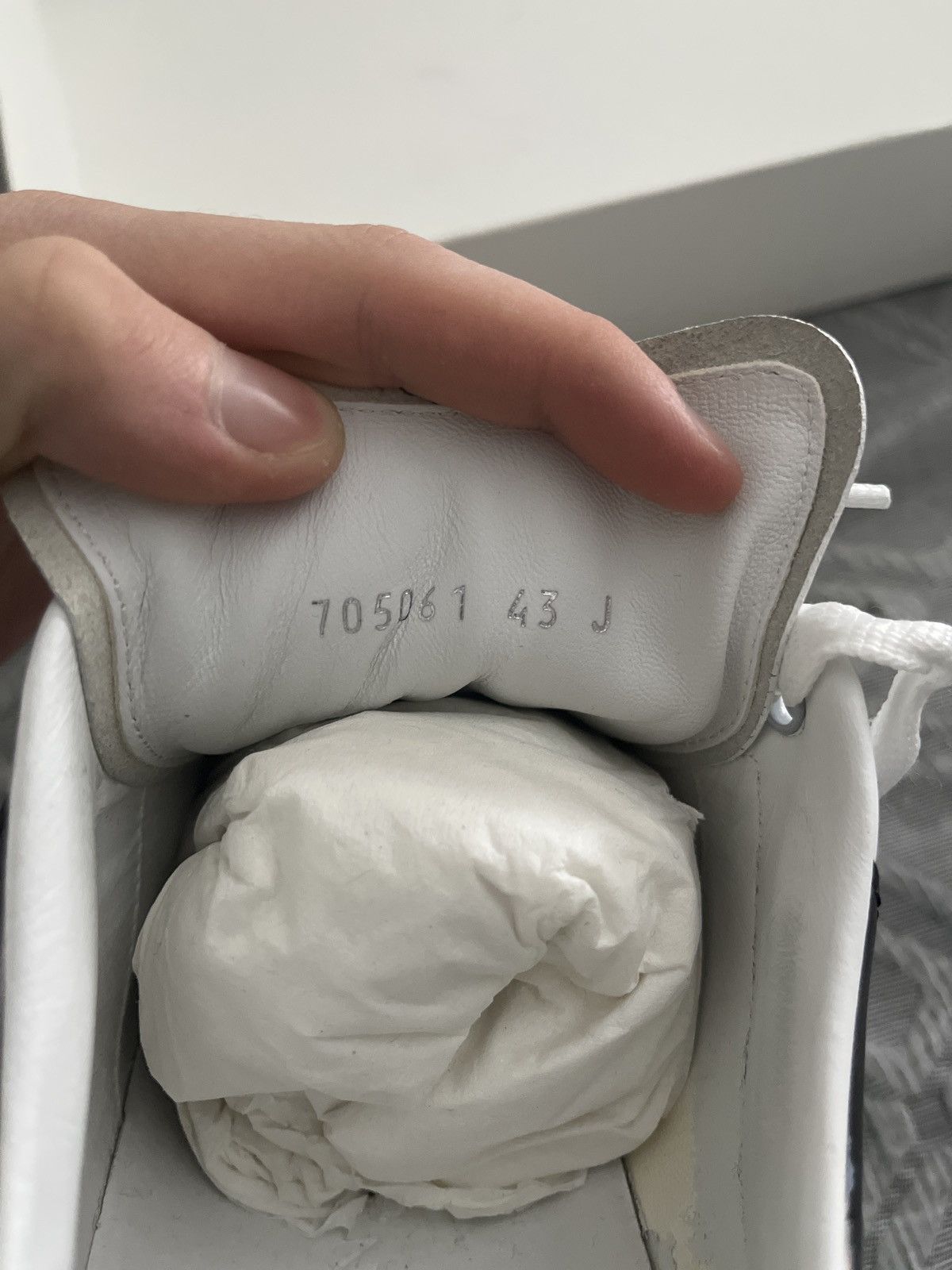 Alexander McQueen Alexander McQueen white silver shoes Size US 10.5 / EU 43-44 - 12 Thumbnail